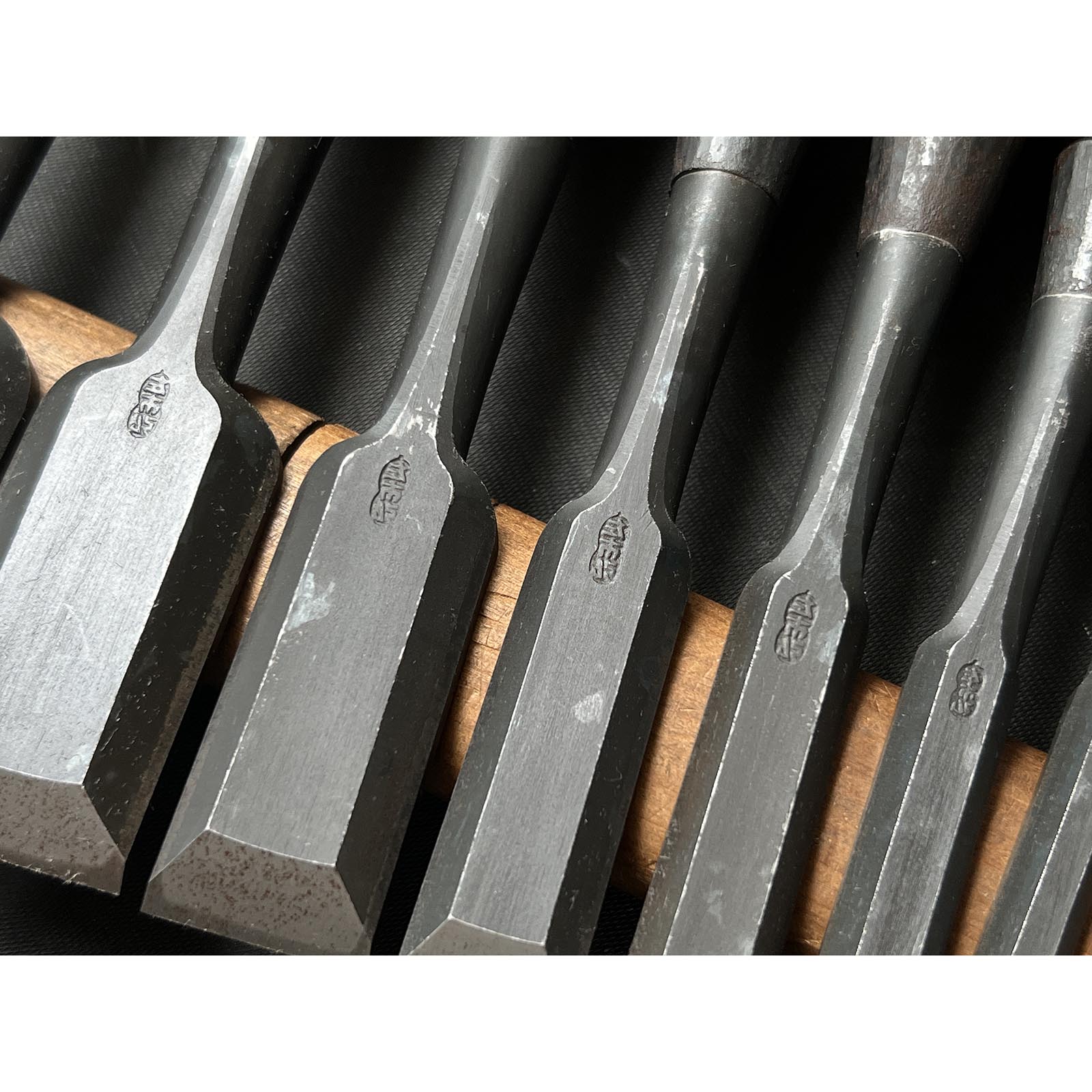 Old stock Hidari Ichihiro Three Generations Bench chisels set 掘出し物 三代目左市弘 山崎正三作 追入組鑿