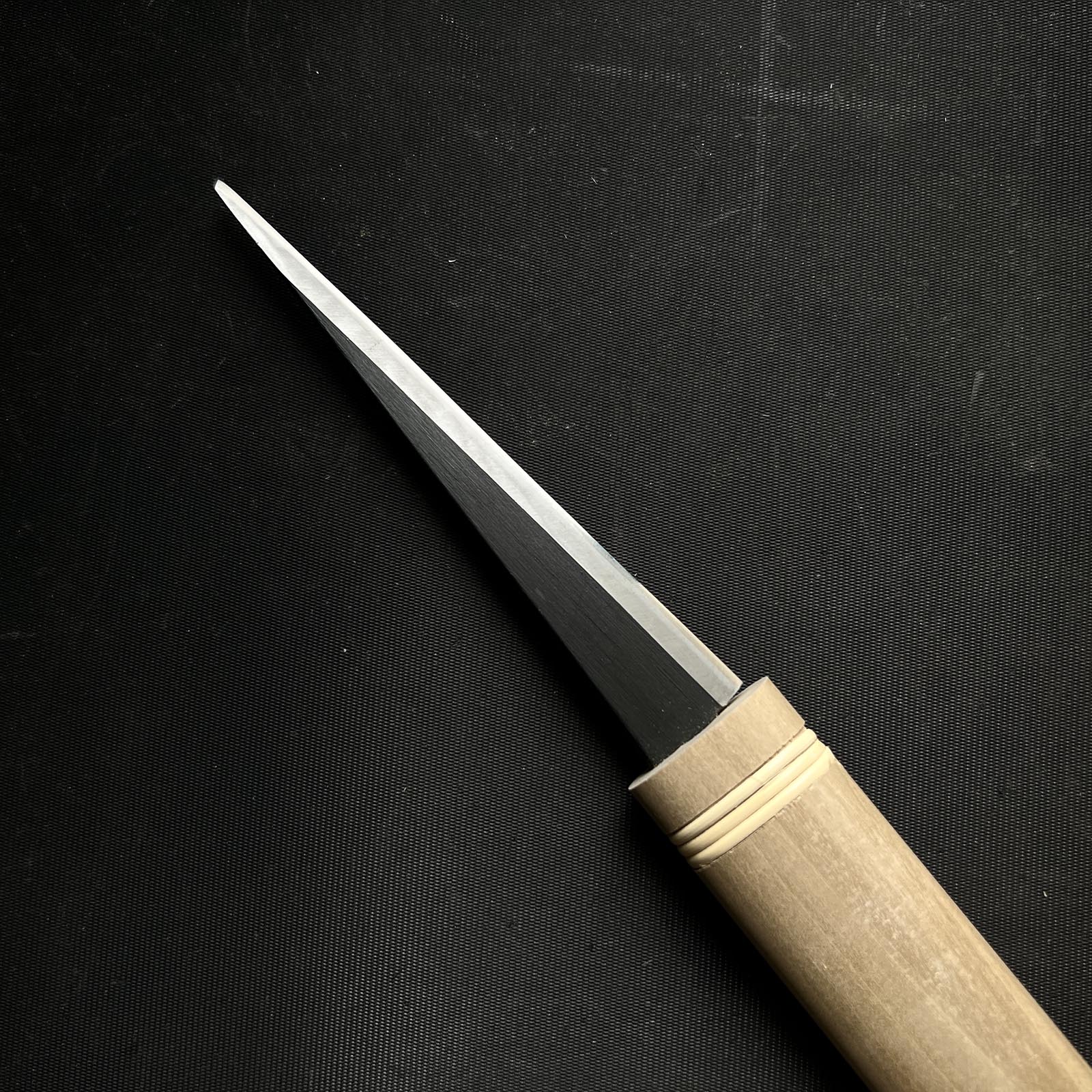 Yoshihede Kuri Kokatana (Carving tools) Right Hand 吉秀 青紙鋼 繰り小刀 右 130mm