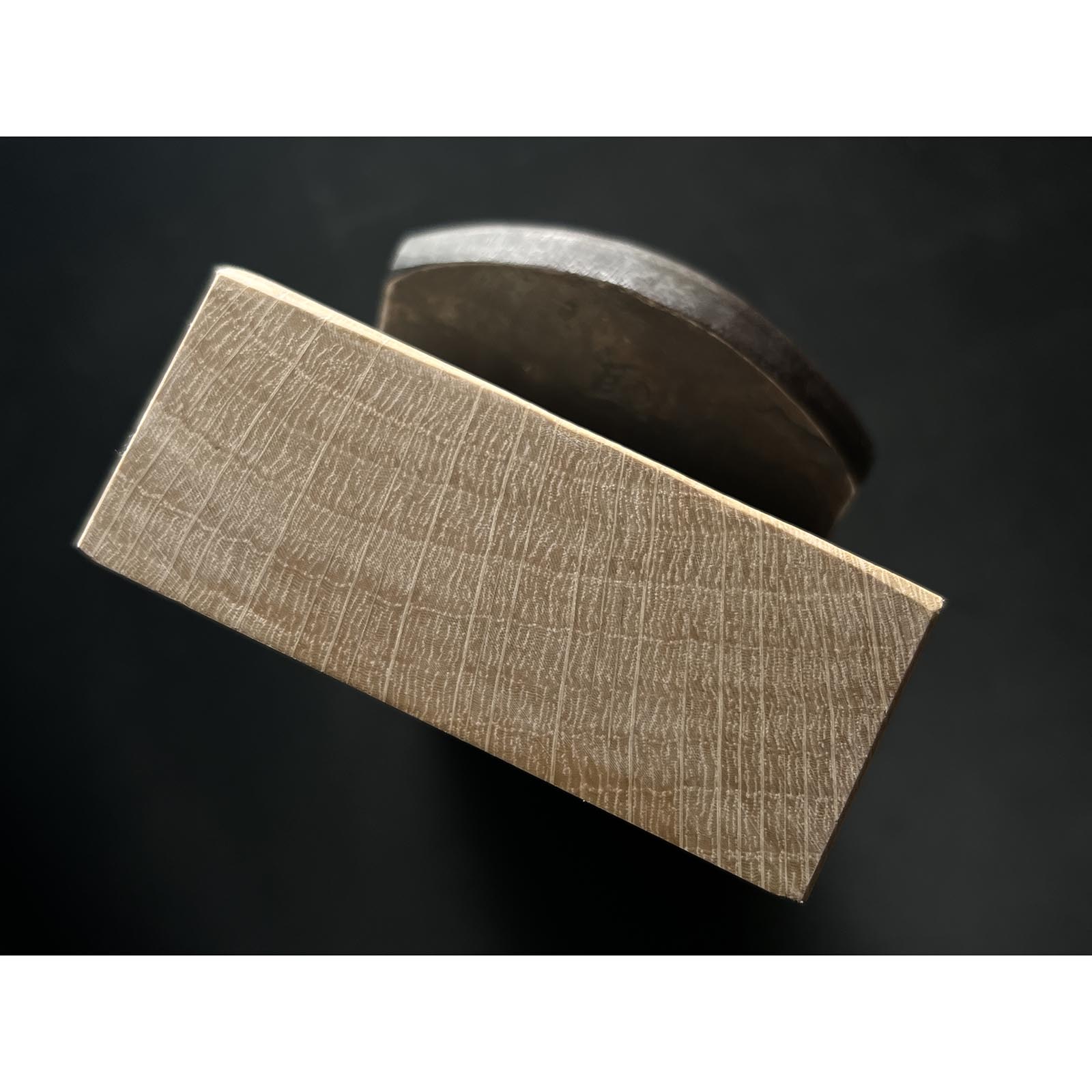 Used Rakuzan Smoothing Plana(Kanna) by Yokosaka Masato with new Koyoshiya dai 中古 橫坂正人作 楽山 仕上げ鉋 小吉屋台 70mm