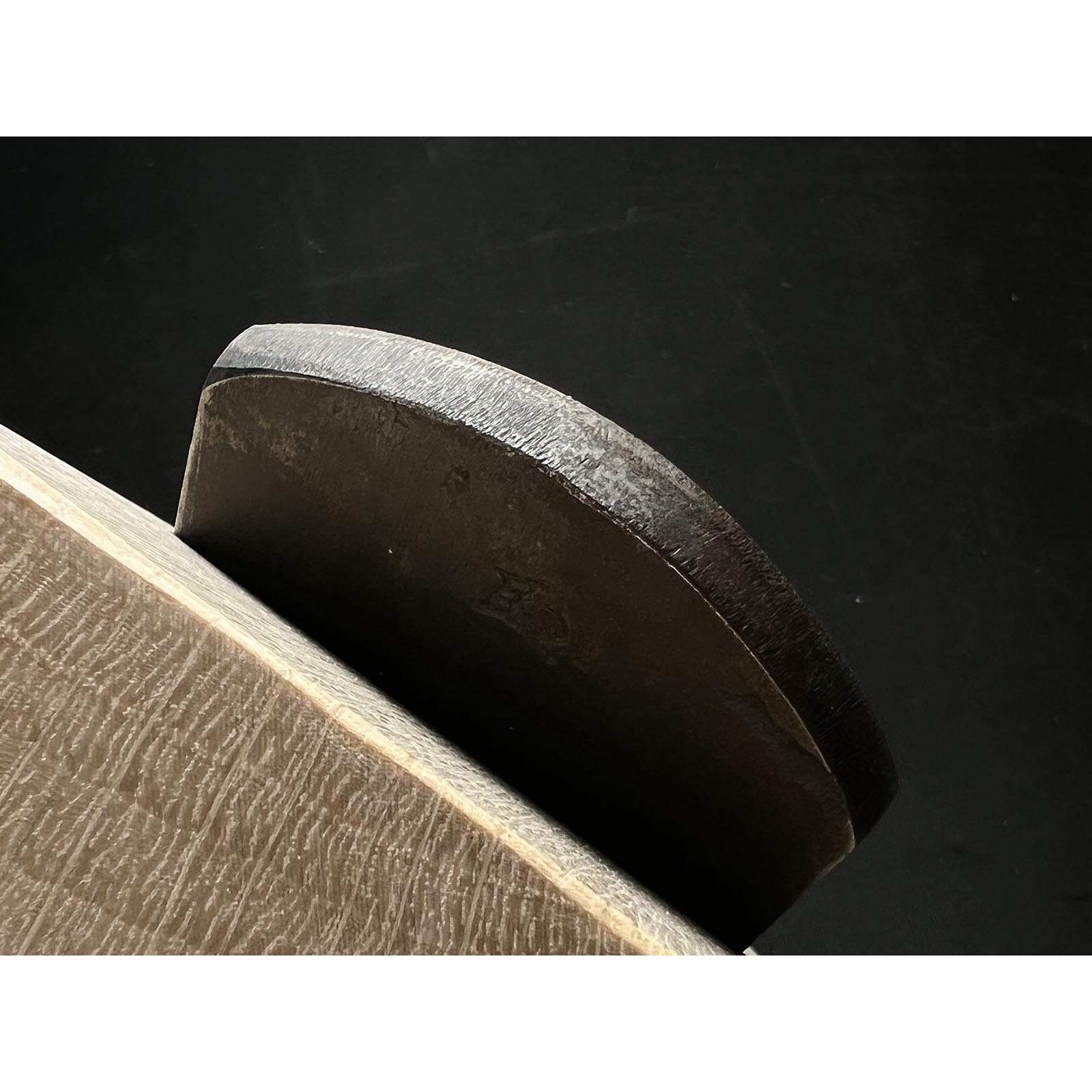 Used Rakuzan Smoothing Plana(Kanna) by Yokosaka Masato with new Koyoshiya dai 中古 橫坂正人作 楽山 仕上げ鉋 小吉屋台 70mm