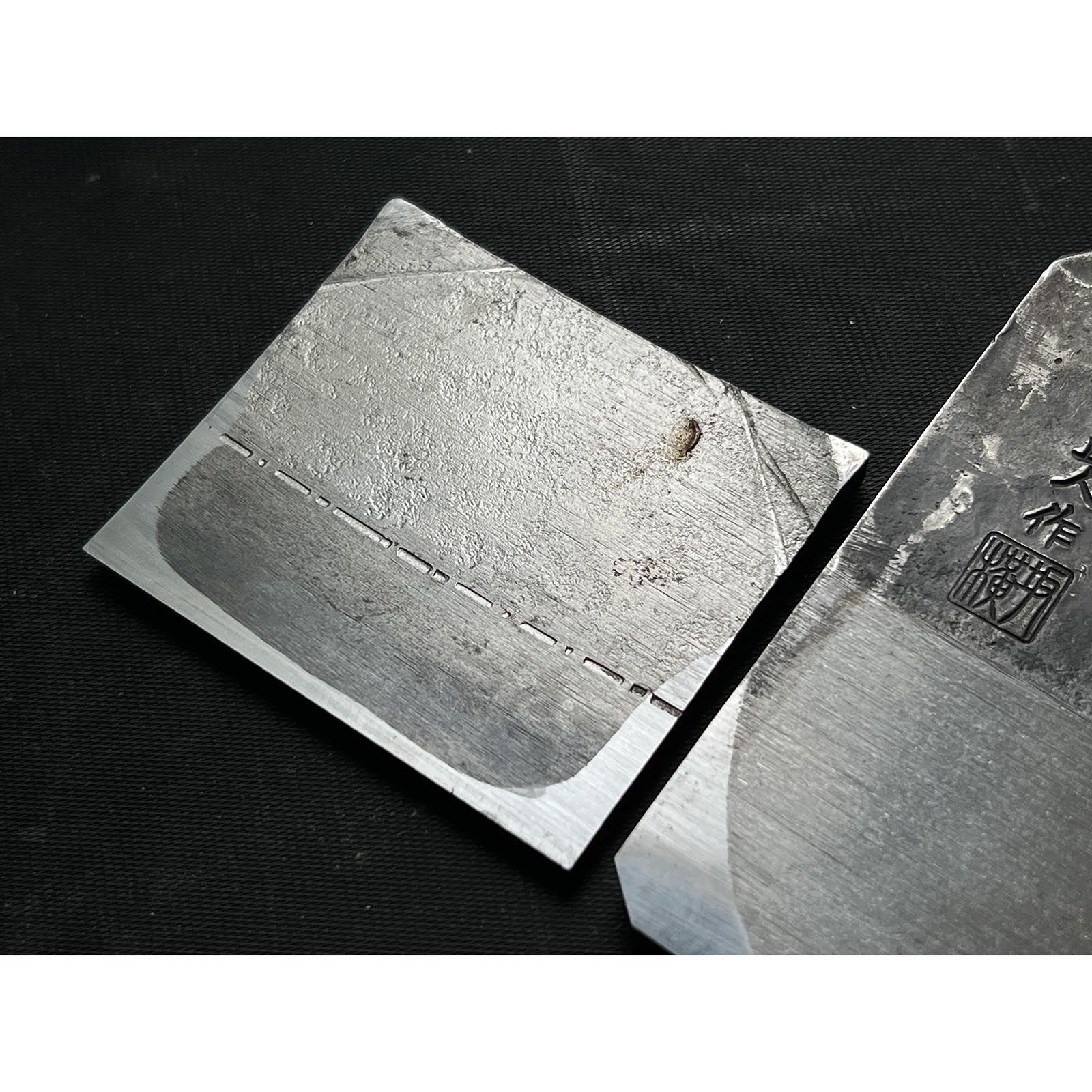 Used Rakuzan Smoothing Plana(Kanna) by Yokosaka Masato with new Koyoshiya dai 中古 橫坂正人作 楽山 仕上げ鉋 小吉屋台 70mm