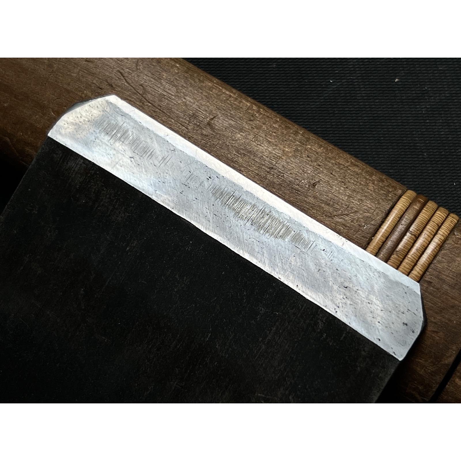 Used Rakuzan Smoothing Plana(Kanna) by Yokosaka Masato with new Koyoshiya dai 中古 橫坂正人作 楽山 仕上げ鉋 小吉屋台 70mm