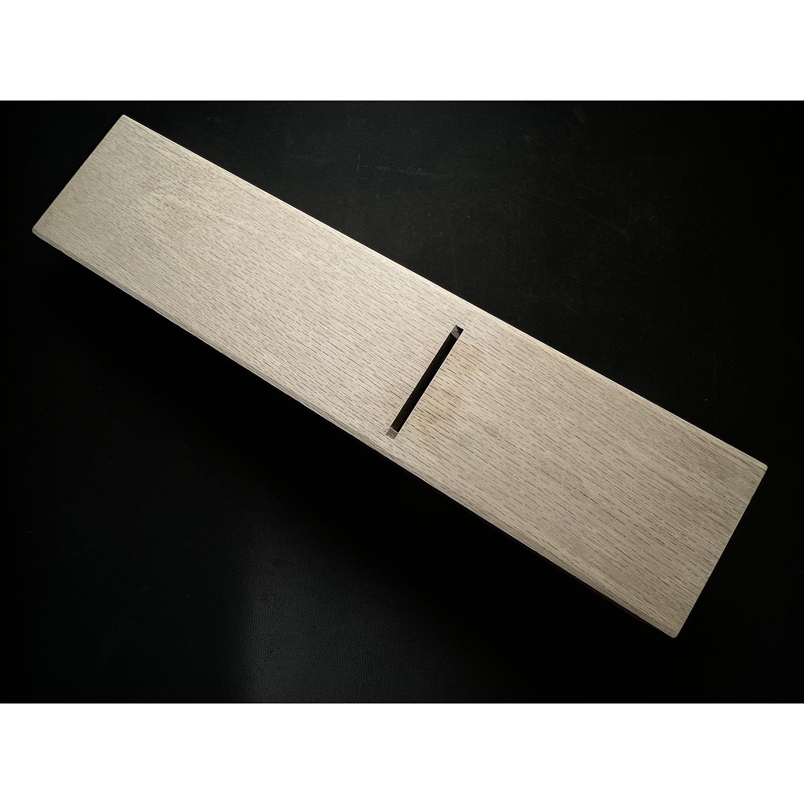 Old stock Honmei Mitsukuni Long body Plane (Nagadai-Kanna) with Koyoshiya dai 掘出し物 本銘光圀 石橋藤七作 長台鉋 小吉屋台 65mm