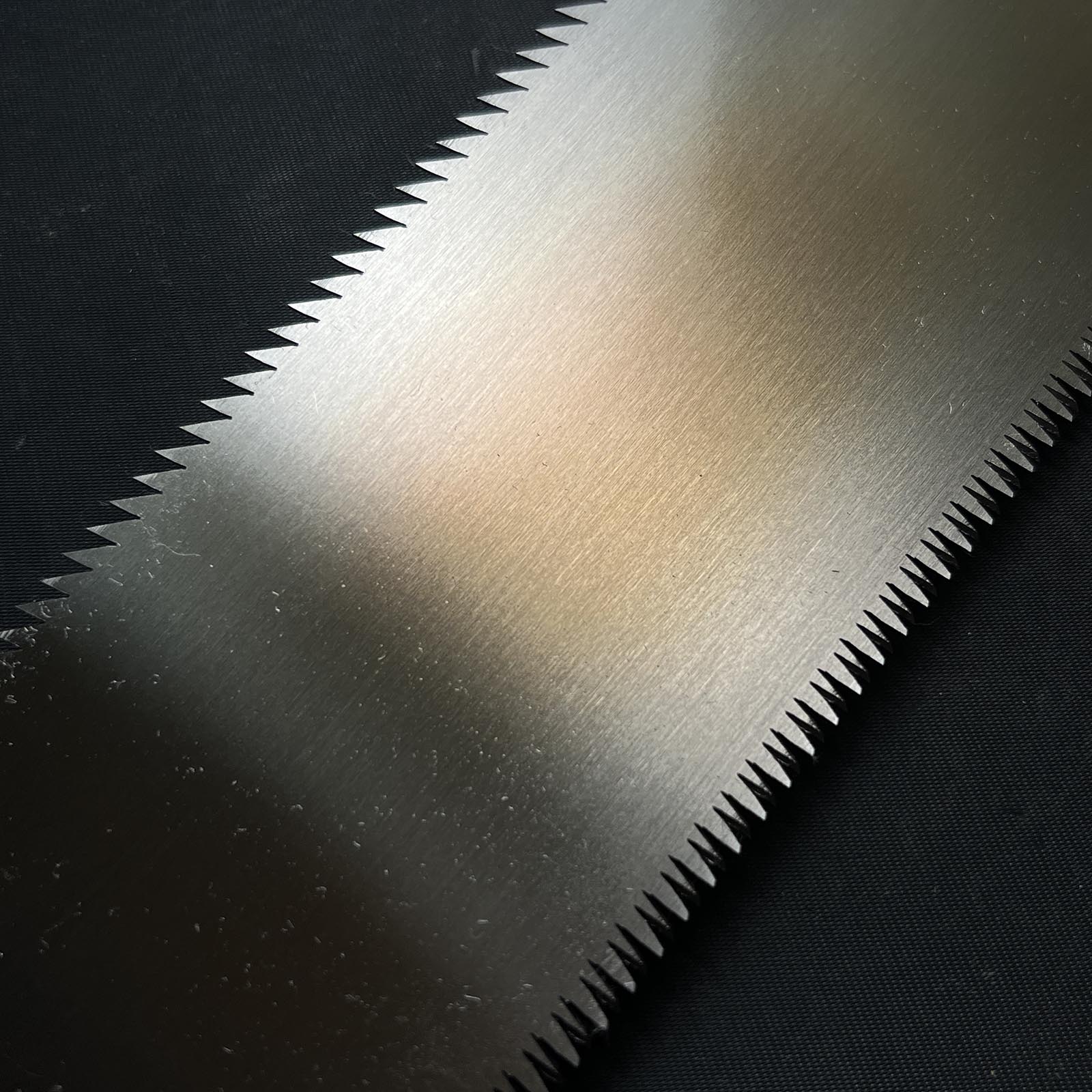 #R7 Ready to use! Old stock Double Edge (Ryoba) Saw with Eddy Type Handles set by Kurashige 直ぐ使い 倉重栄助氏目立 渦巻き柄 両刃鋸 300mm