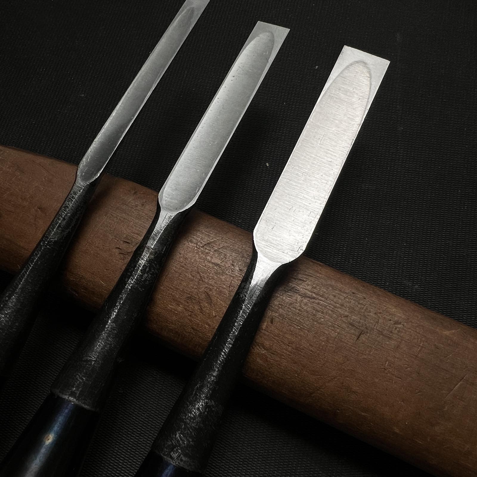 Kanetake Dovetail chisels by Takahashi Norikazu 高橋典三作 カネ武 追入鎬鑿 Shinogi-nomi 12,9,6mm