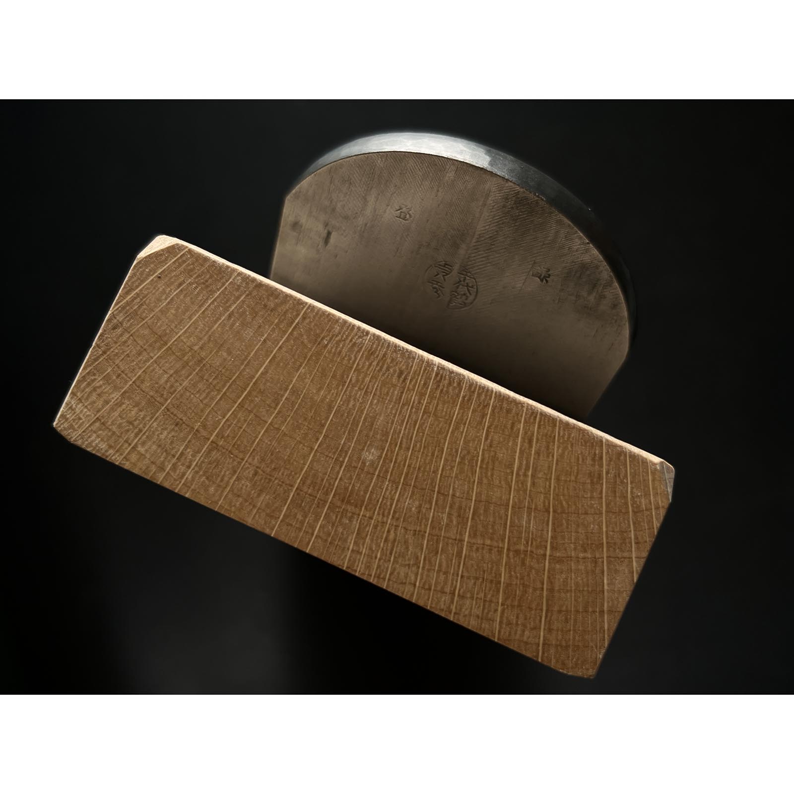 Rankiku Smoothing Plane (Kanna) by Chiyotsuru Sadahide 3rd generation 三代目千代鶴貞秀 仕上げ鉋 乱菊 75mm