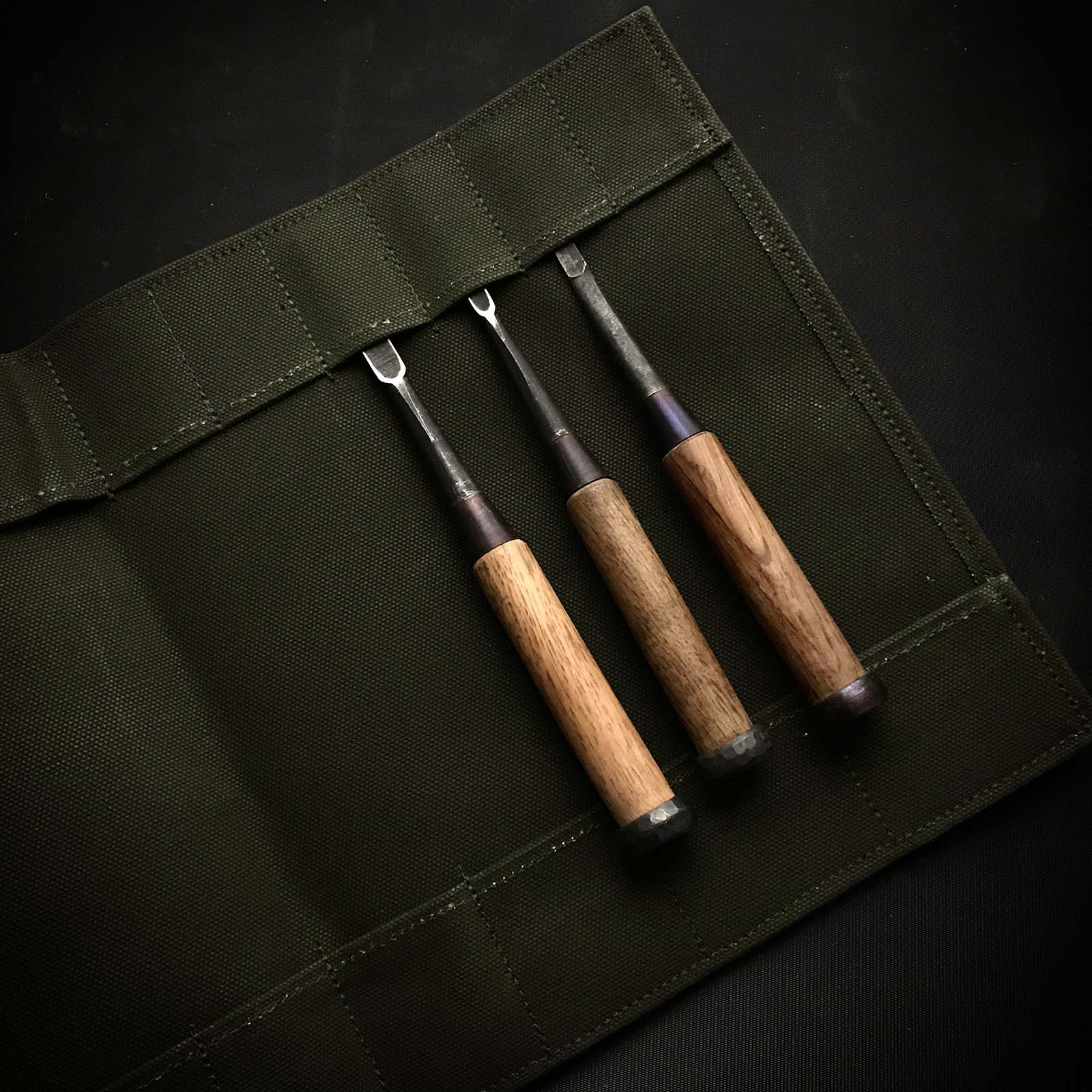 Chisel and Tool Roll Cloth Bag For Timber chisels 鑿巻き 叩き鑿用 布製 Green