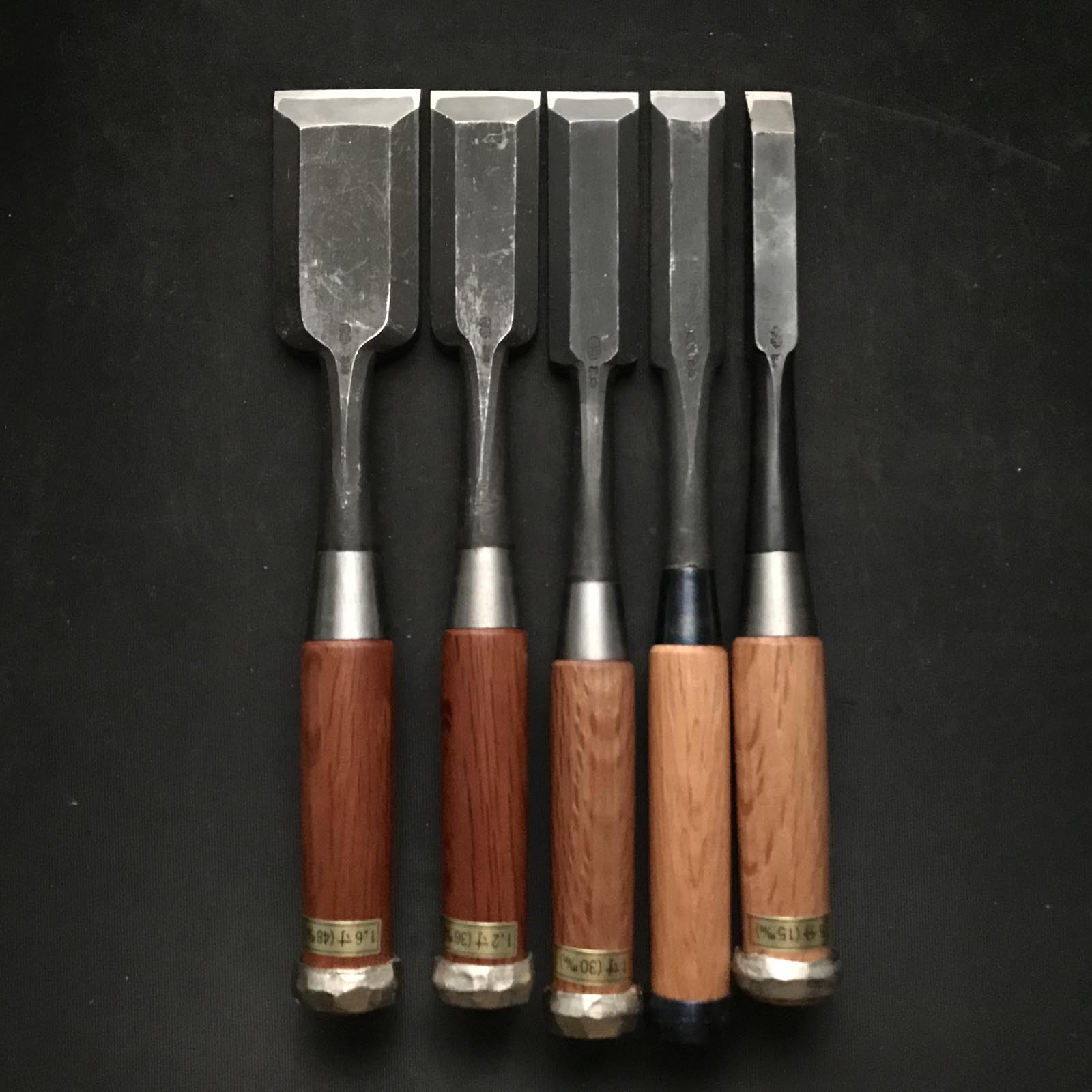 Old stock #4 Mixed set for beginner Timber chisels set with White steel 掘出し物 バラ鑿合わせ 初心者におすすめ 叩鑿5本組 Tatakinomi