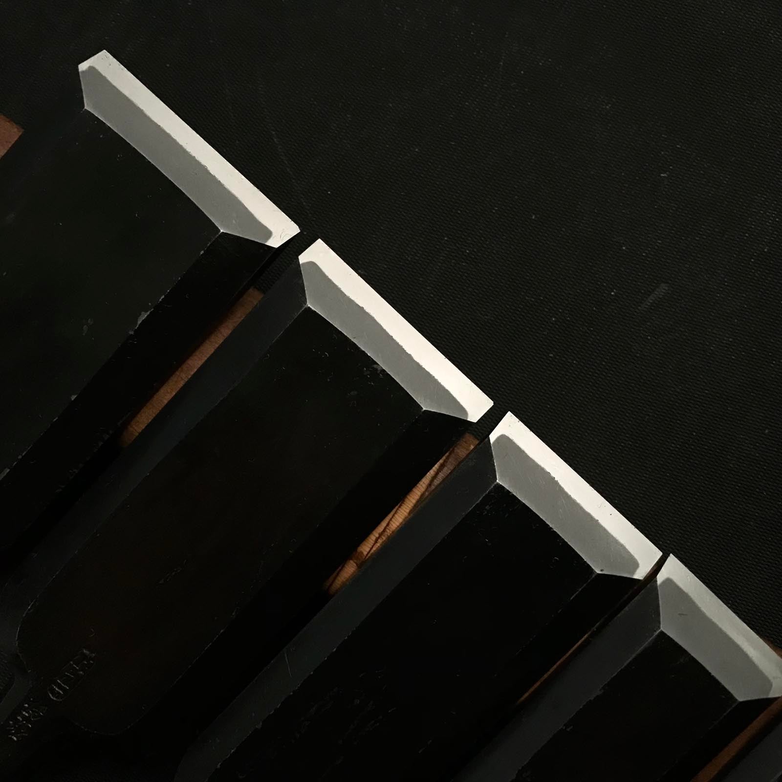 Fujihiro Medium timber chisels set by Chuutarou Imai 今井忠太郎作 二治弘 中叩組鑿 桐箱付 Chutatakinomi #5