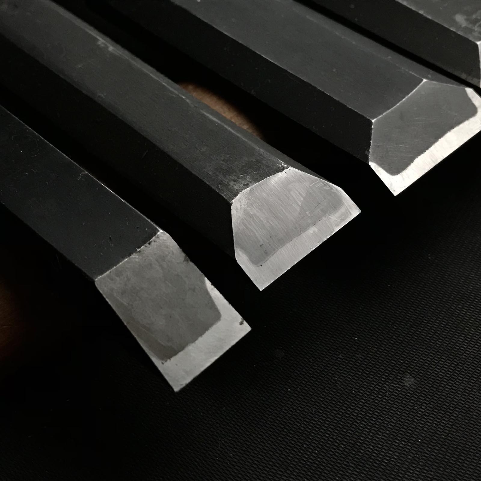 Old stock #4 Mixed set for beginner Timber chisels set with White steel 掘出し物 バラ鑿合わせ 初心者におすすめ 叩鑿5本組 Tatakinomi