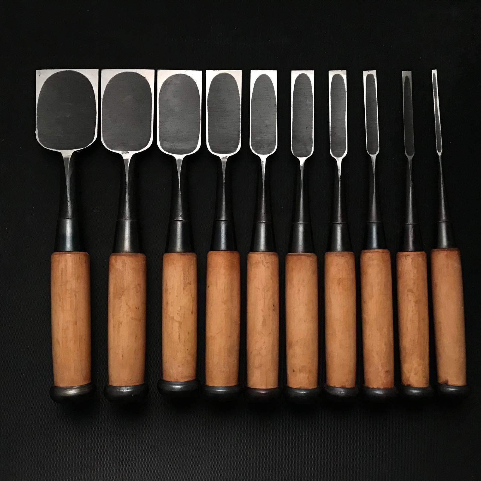 旧正道 卓上鑿セット つげ柄付き 掘り出し物 誠道 黄楊柄 追入10本組鑿 おいれのみ