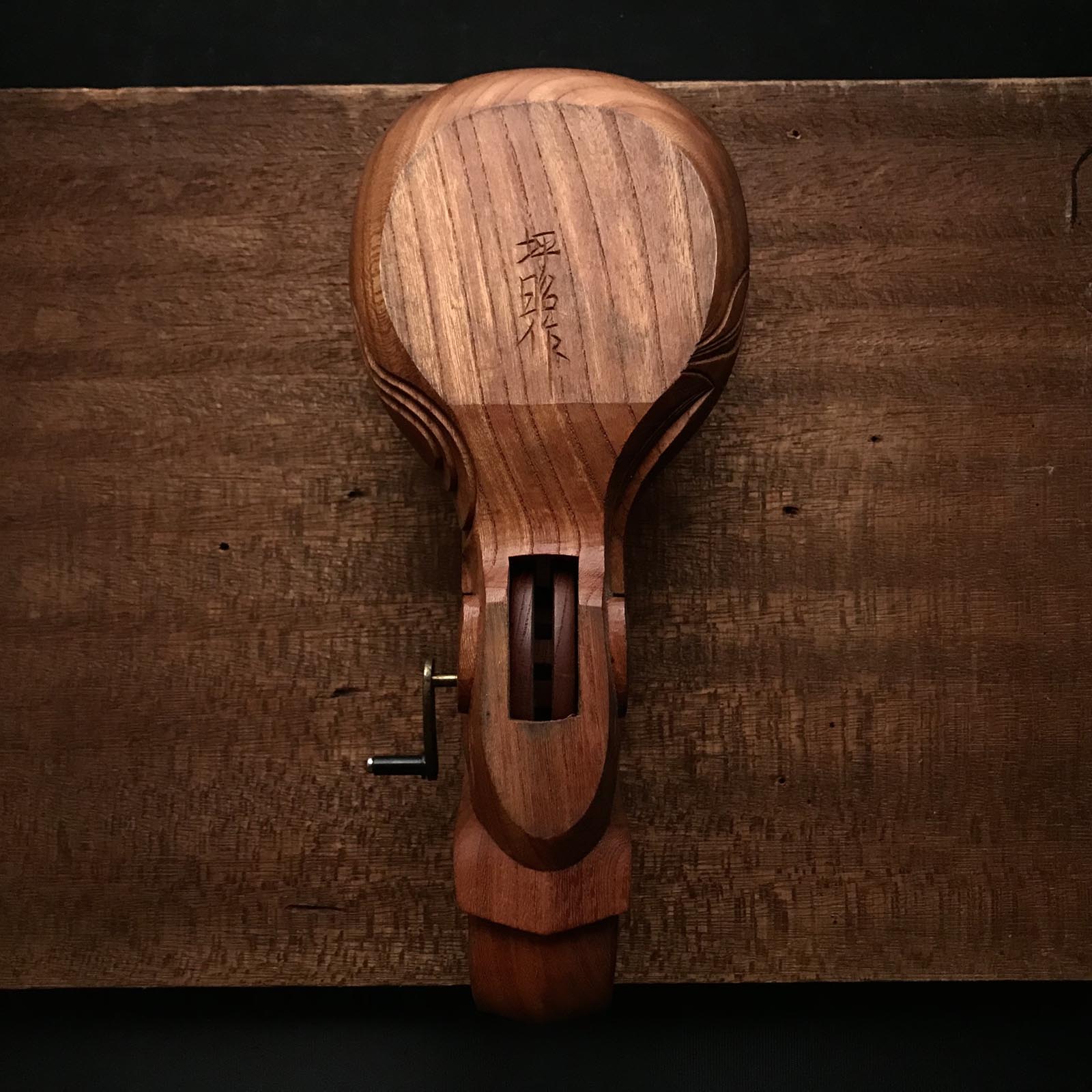 #ST38 Japanese Carpenter Ink Pot Traditional Measuring Tools Sumitsubo by Tsuboaki 坪昭作 墨壺 欅 270mm