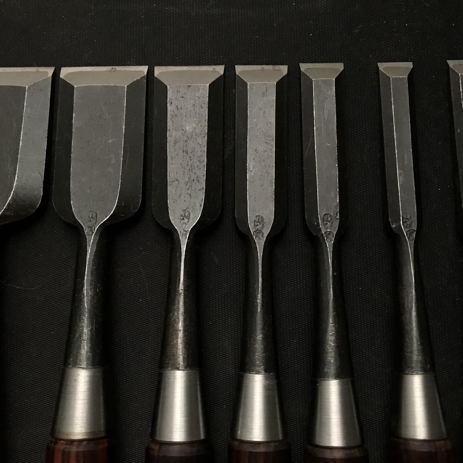 Old stock Mitsuhiro Bench chisels set  掘出し物 光弘 黒檀柄 追入10本組鑿 Oirenomi