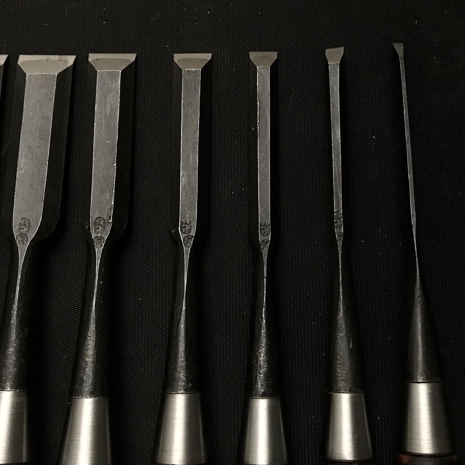 Old stock Mitsuhiro Bench chisels set  掘出し物 光弘 黒檀柄 追入10本組鑿 Oirenomi