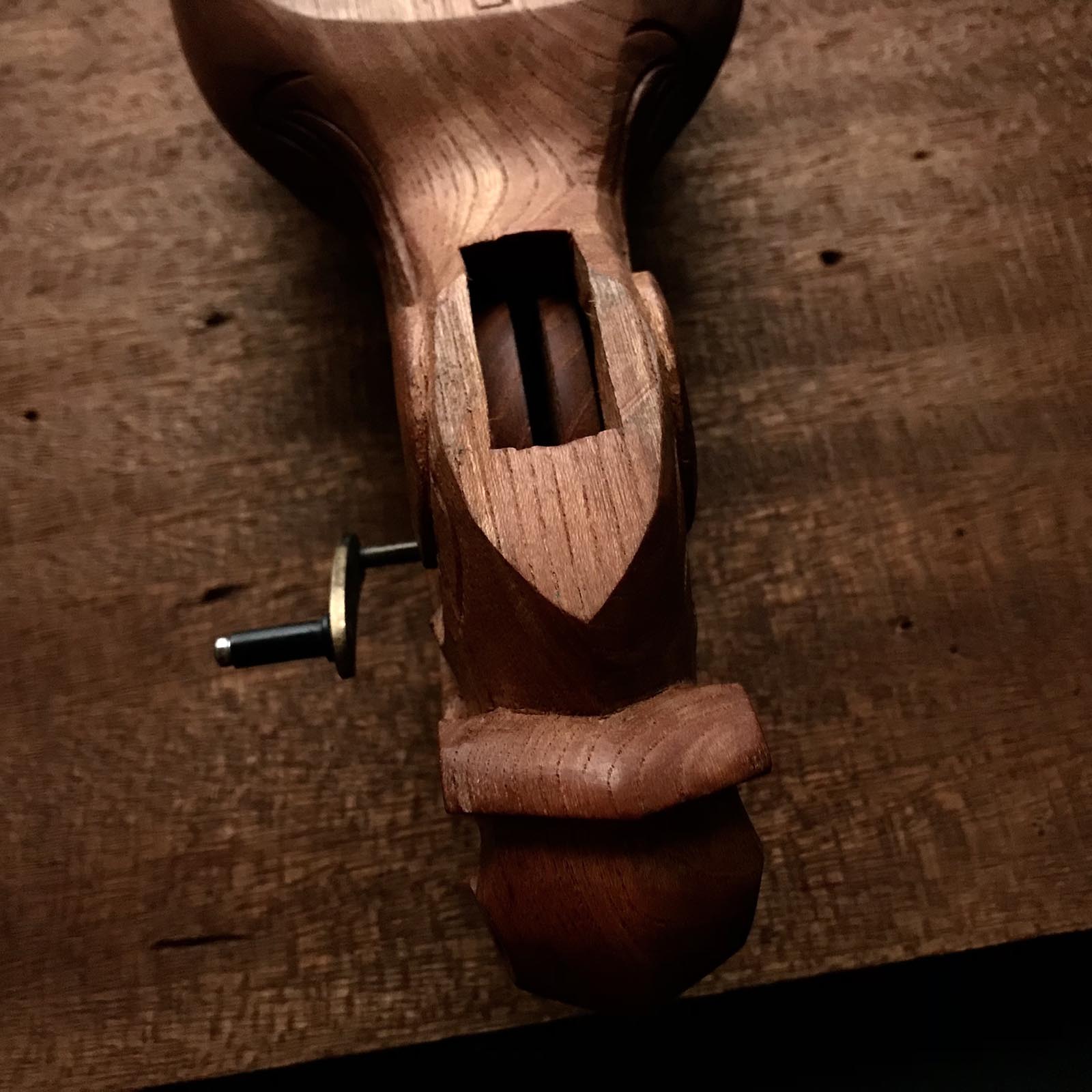 #ST39 Japanese Carpenter Ink Pot Traditional Measuring Tools Sumitsubo by Tsubotoshi 坪俊作 墨壺 欅 270mm