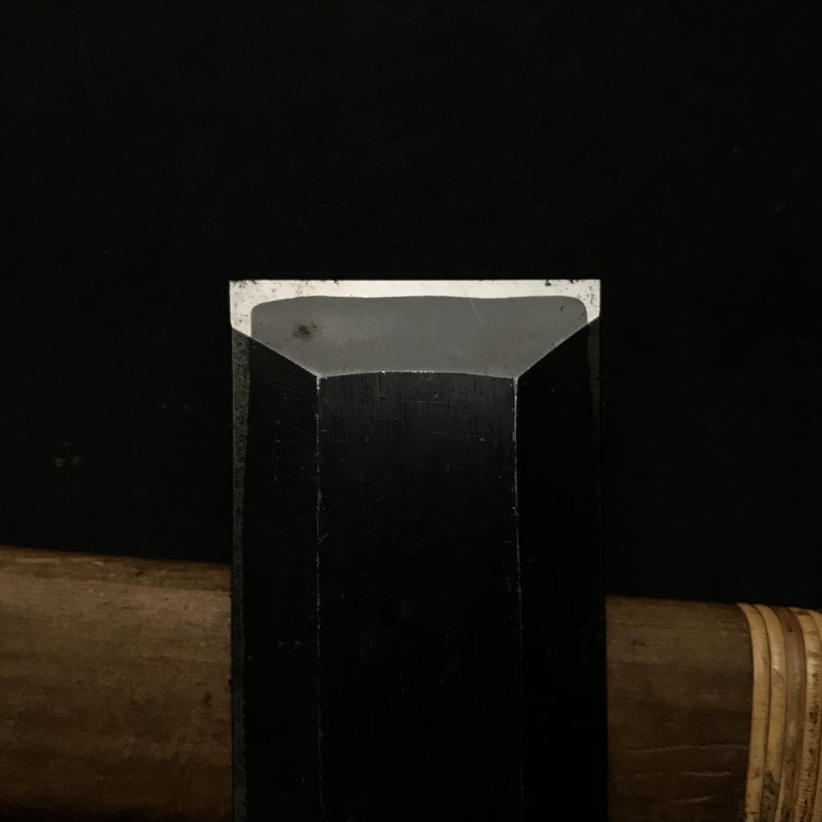 Old stock Kazuhiro Timber chisels by Endou Kazuo 掘出し物 遠藤一雄氏 かず弘 叩鑿 42m