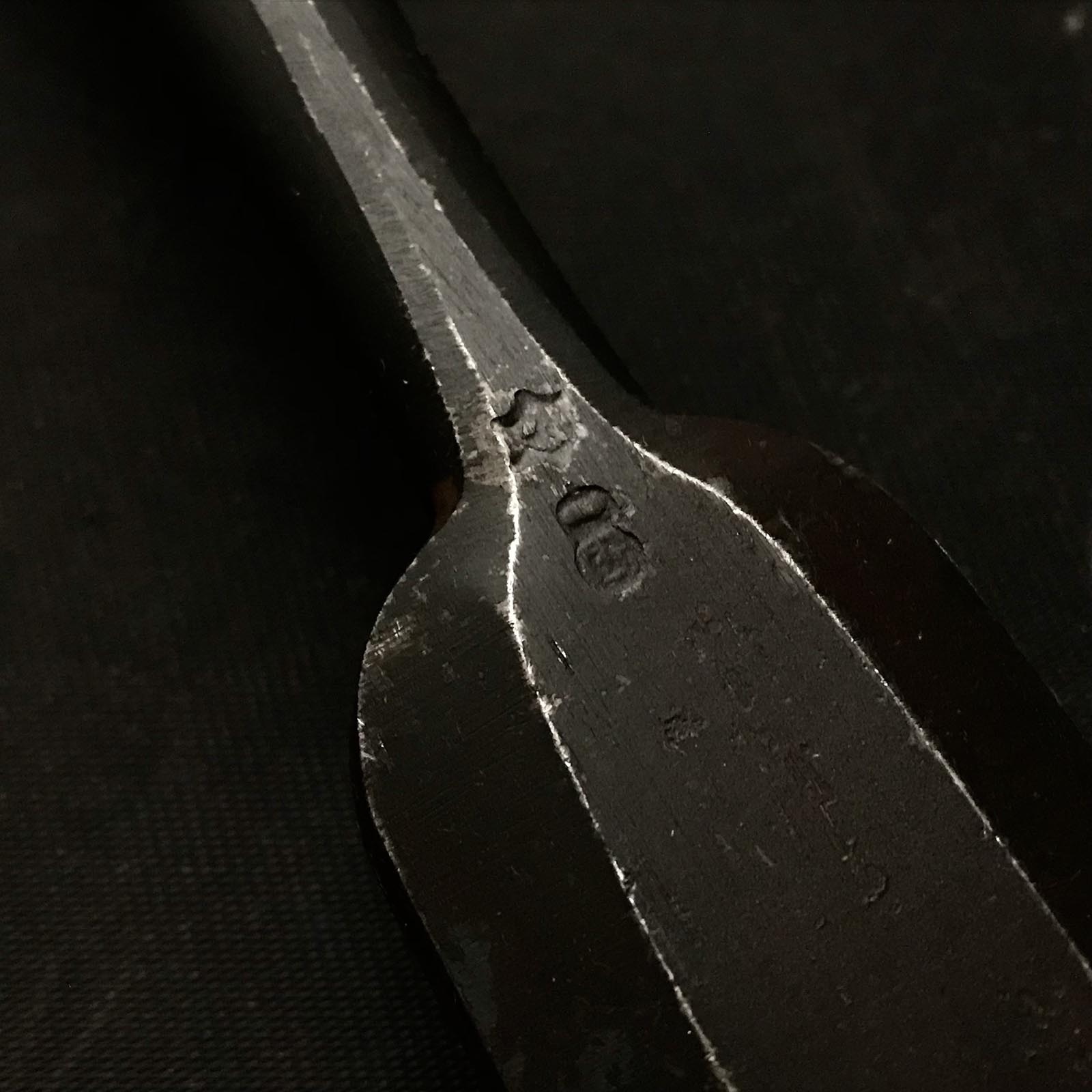 Old stock Ichikuni Timber chisels by Tokyo smith 東京鑿組合 一國 叩鑿 30mm Tatakinomi