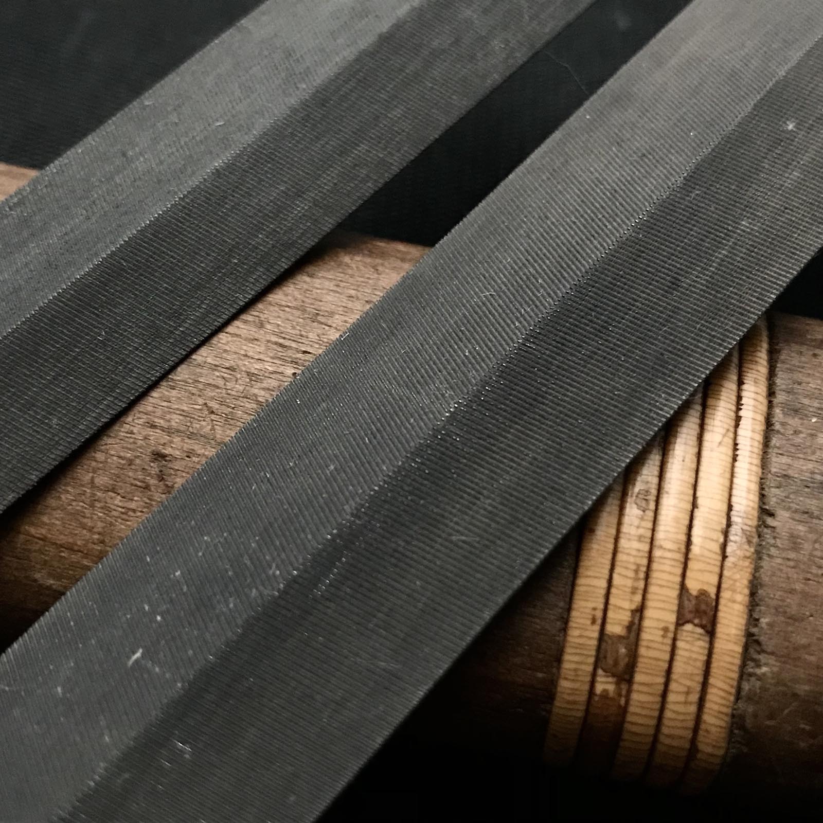 Old Stock TSUBOJU Single edged file for Handsaw sharpening (Surikomi-Yasuri) 掘出し物 壺十 片刃 すり込みヤスリ 90,100mm