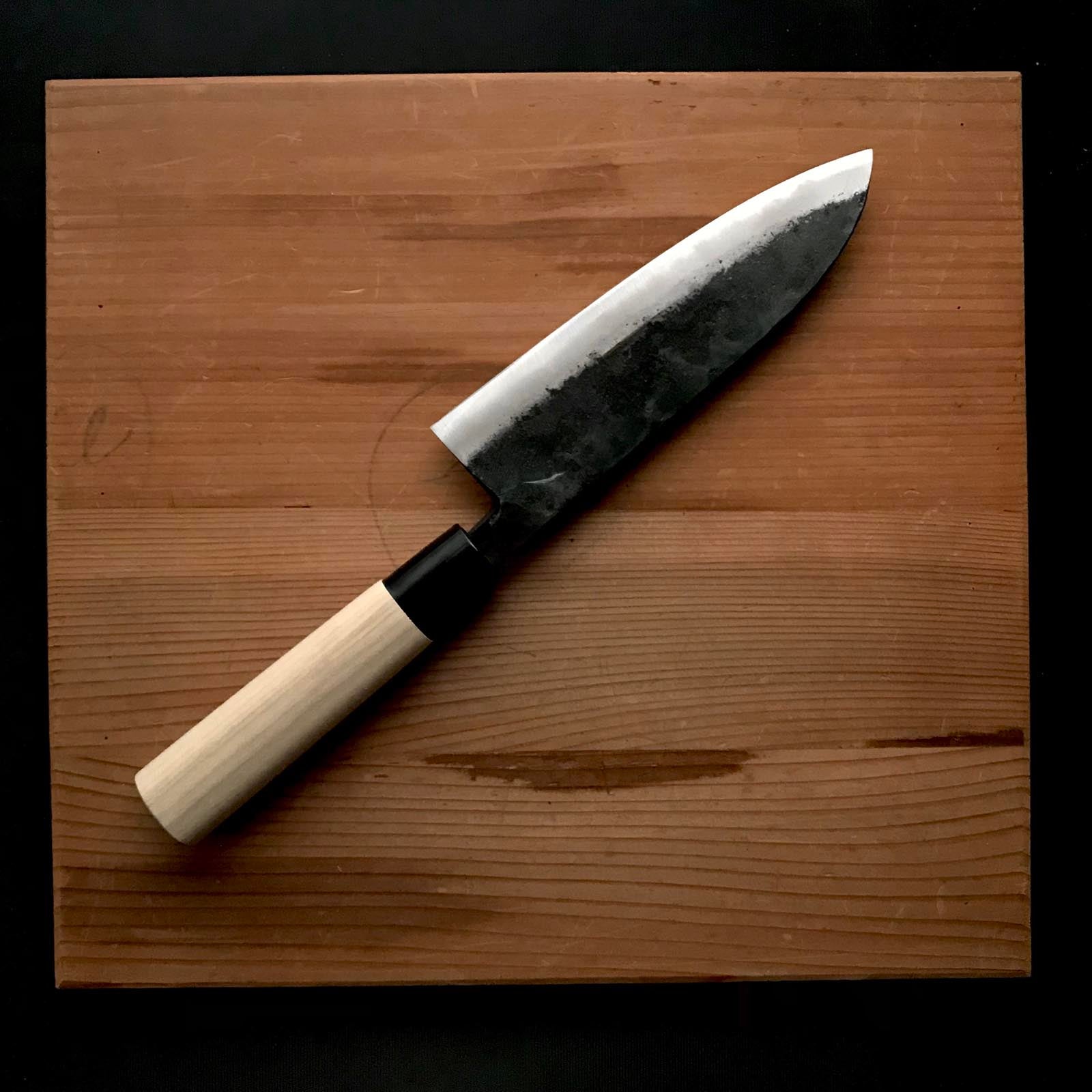 Suketauna Santoku Bocho with blue steel 助綱 三徳包丁 青紙付 165mm