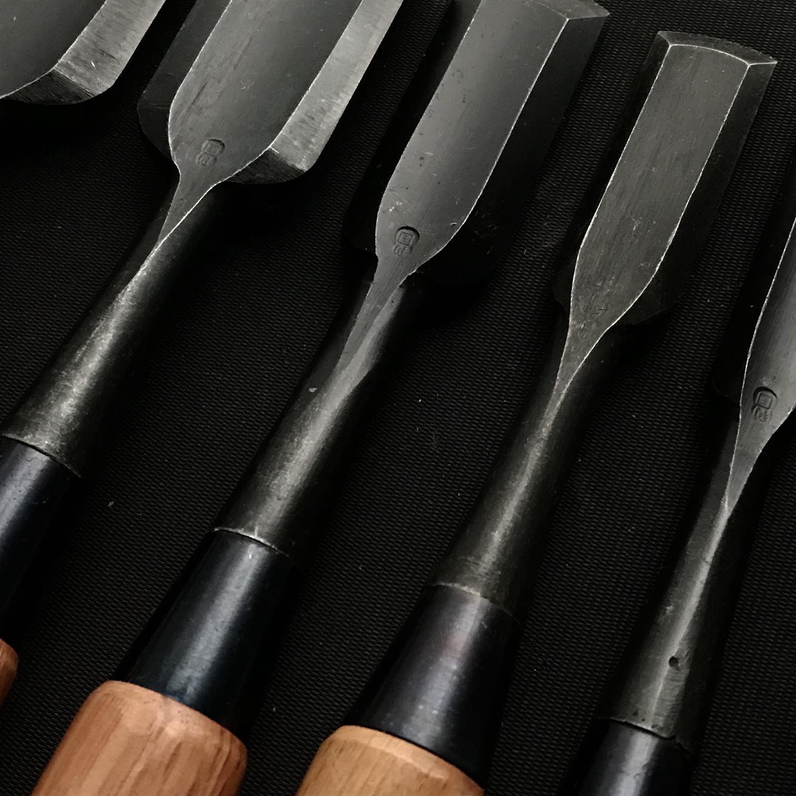 #12 Old stock Soto maru chisels set with white steel 掘出し物 外丸組鑿 6本組 Sotomarunomi
