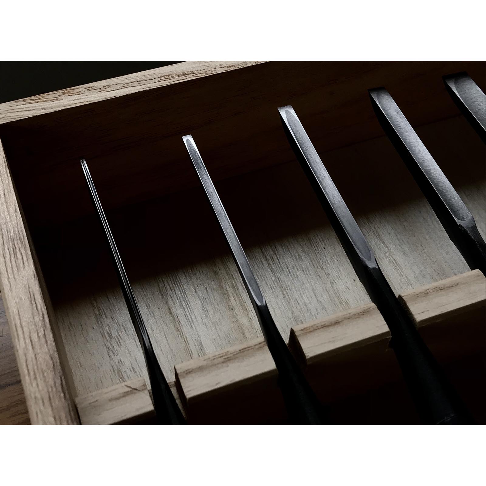 Tasai Bench chisels set with blue steel Oirenomi 田斎作 黒仕上 追入組鑿 15本组