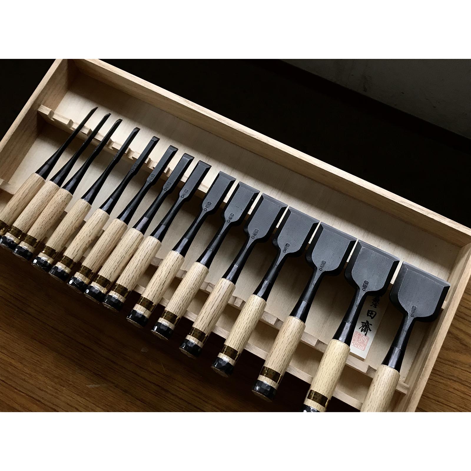 Tasai Bench chisels set with blue steel Oirenomi 田斎作 黒仕上 追入組鑿 15本组
