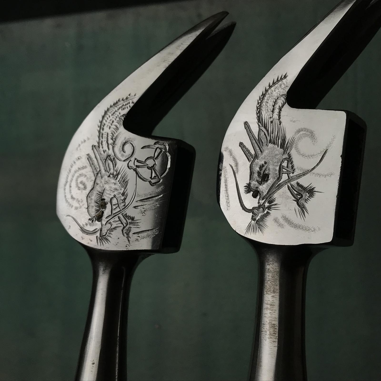Old stock Kariwaku Stainless steel Hammers with dragon carving 掘出し物 龍彫入 ステンレス仮枠ハンマー 滑り止め付 中 小