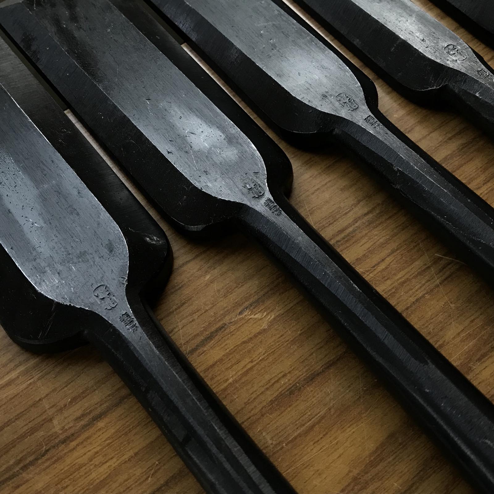 Sukemaru Slick Chisels Long type (Anayanomi) 助丸 穴屋鑿 長型 48,42,36, 30,24,15,12mm