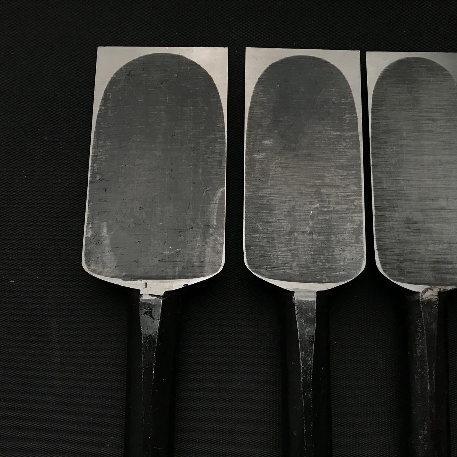 Iwazaki Slick Chisels with white steel by Iwazaki Eisuke 岩崎永祐作 岩崎 穴屋鑿 Anayanomi 48,42,36,30,24mm