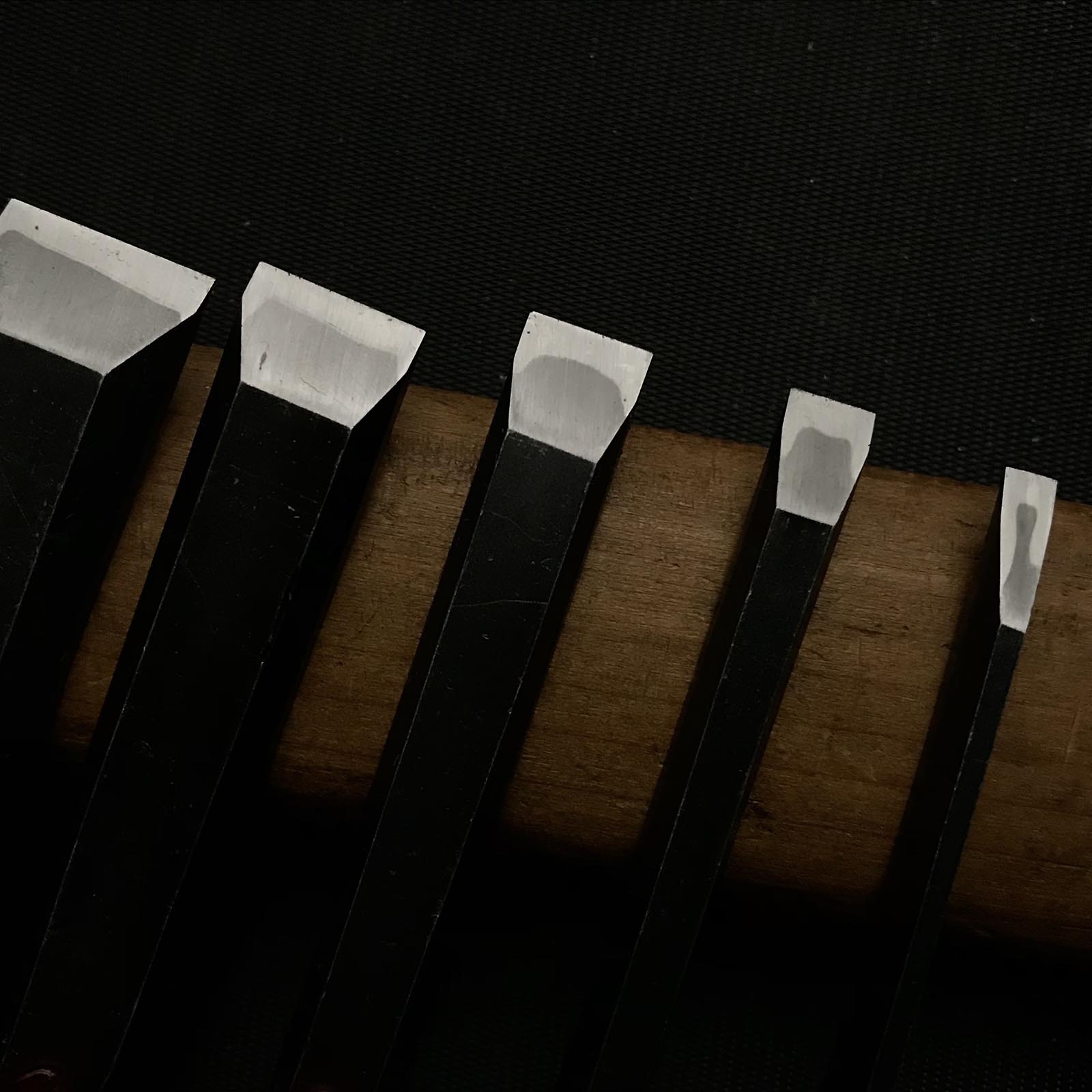 Masayoshi Bench chisels set with wooden box 正よし 追入組鑿 桐箱付 Oirenomi