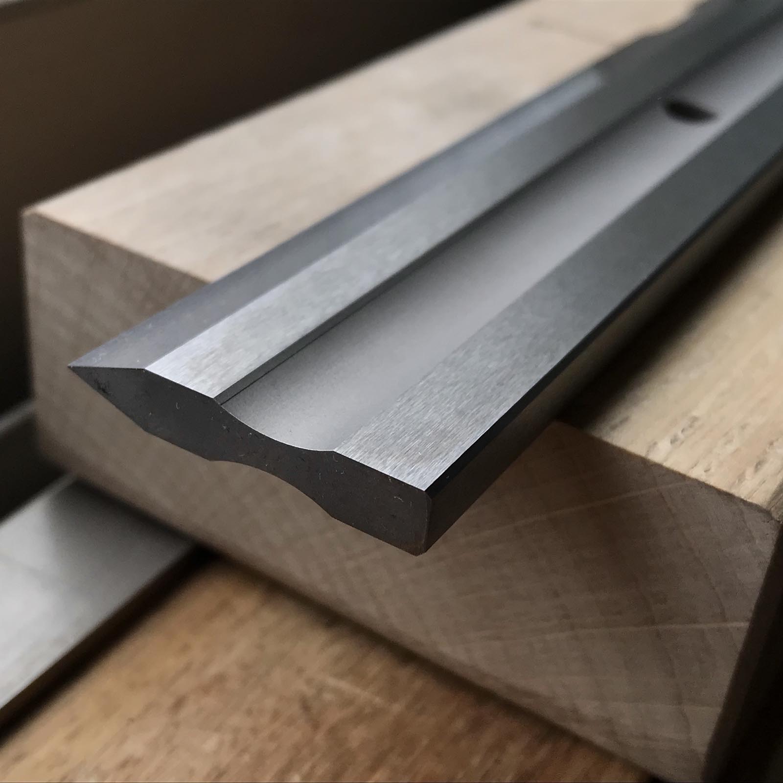 ETSUOH High Exactness Plane setting up Bottom Ruler with hook Straight Edge double edge by Nashimoto 越翁 下端定規 凹付 ストレートエッジ フックあり 340mm