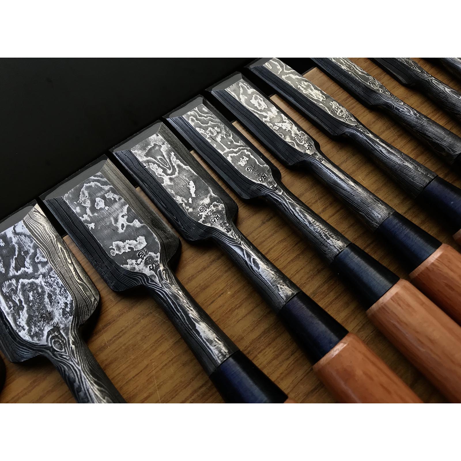 Sukemasa Suminagashi Bench chisels set 助正 墨流し 追入15本組鑿 Oirenomi
