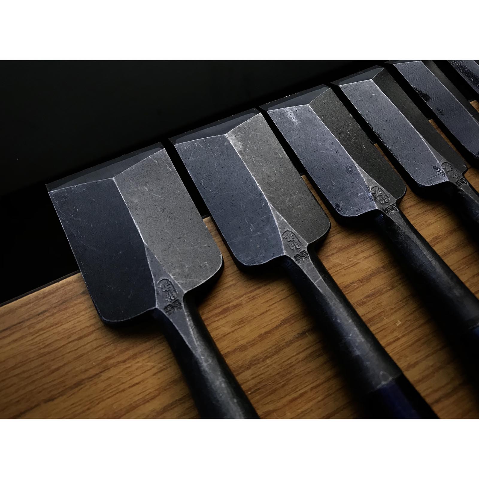 Sukemaru Dovetail chisels set by Usui Yoshio 四代助丸 碓氷淑郎 鎬追入組鑿 Shinoginomi Umekinomi