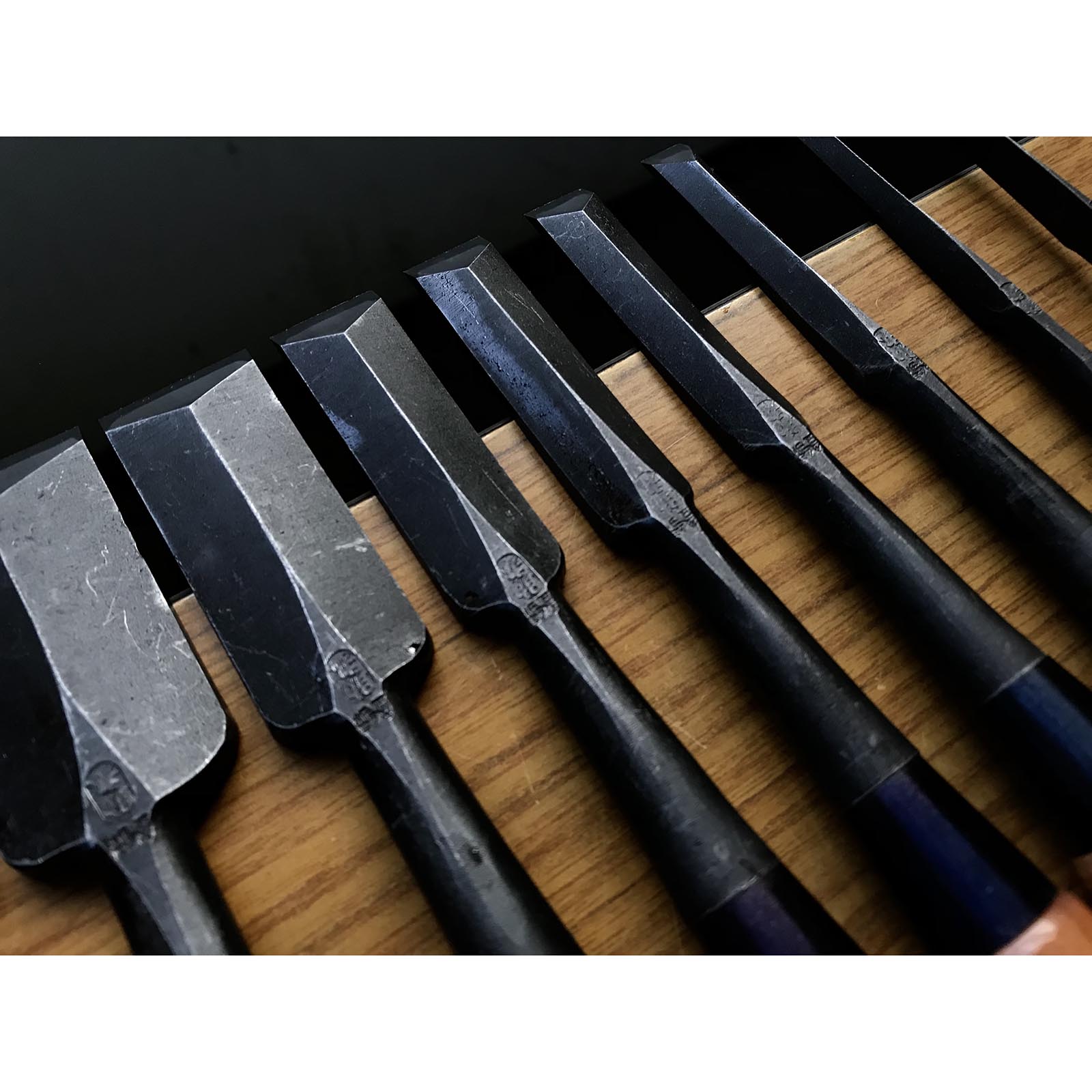 Sukemaru Dovetail chisels set by Usui Yoshio 四代助丸 碓氷淑郎 鎬追入組鑿 Shinoginomi Umekinomi
