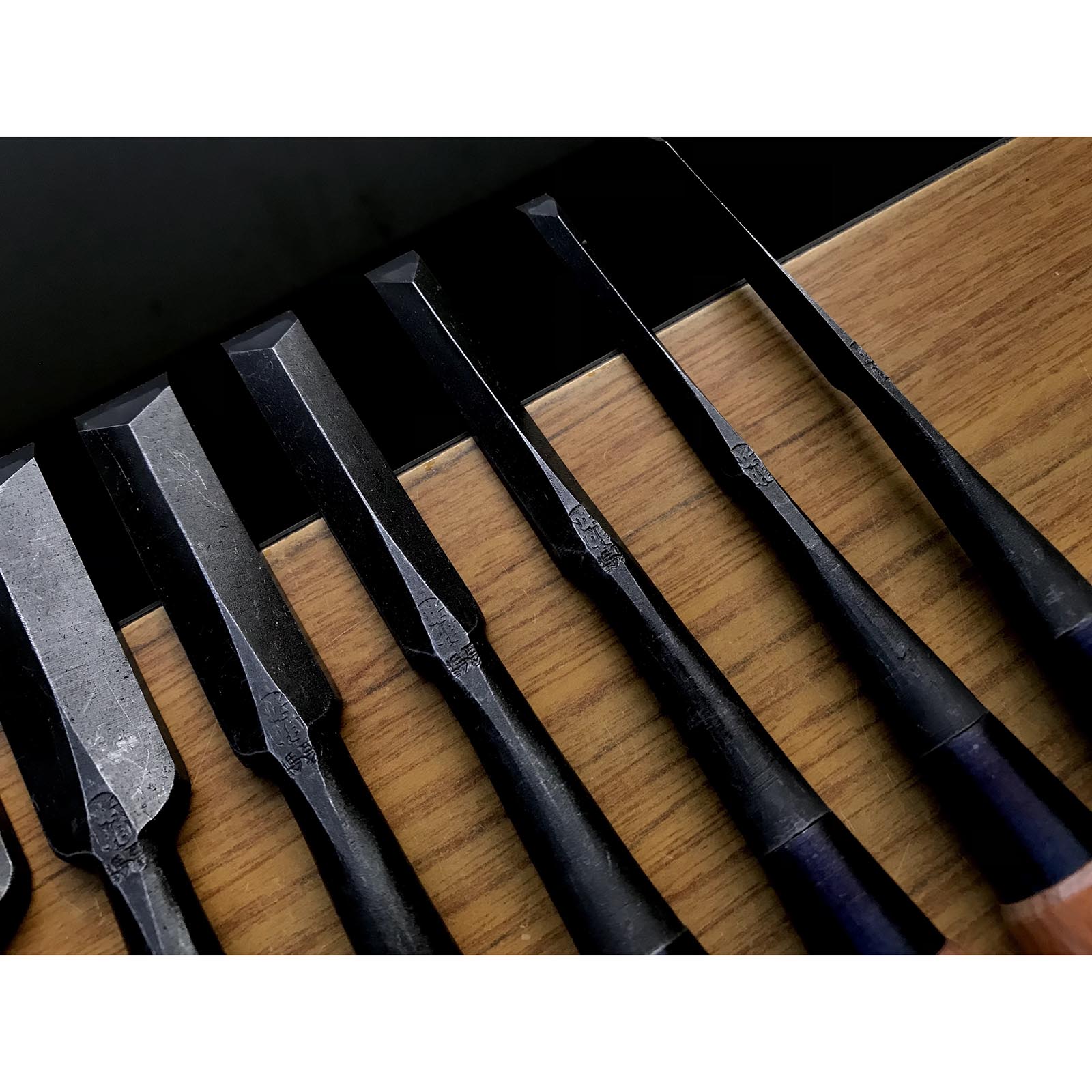Sukemaru Dovetail chisels set by Usui Yoshio 四代助丸 碓氷淑郎 鎬追入組鑿 Shinoginomi Umekinomi