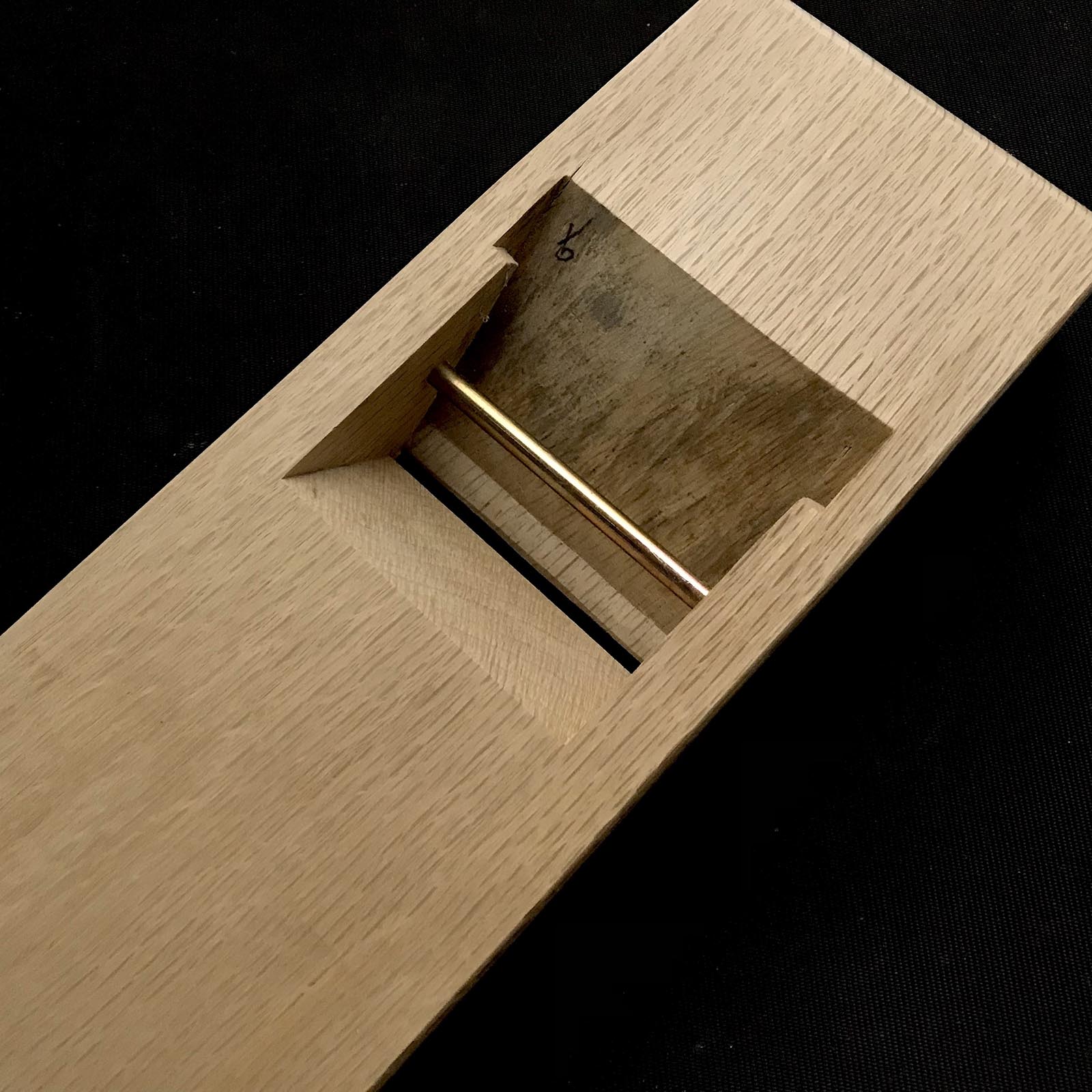 Old stock Haen Smoothing Plane (Kanna) by Ishido Kazuhide 石堂一秀作 仕上げ鉋 巴焰 70mm