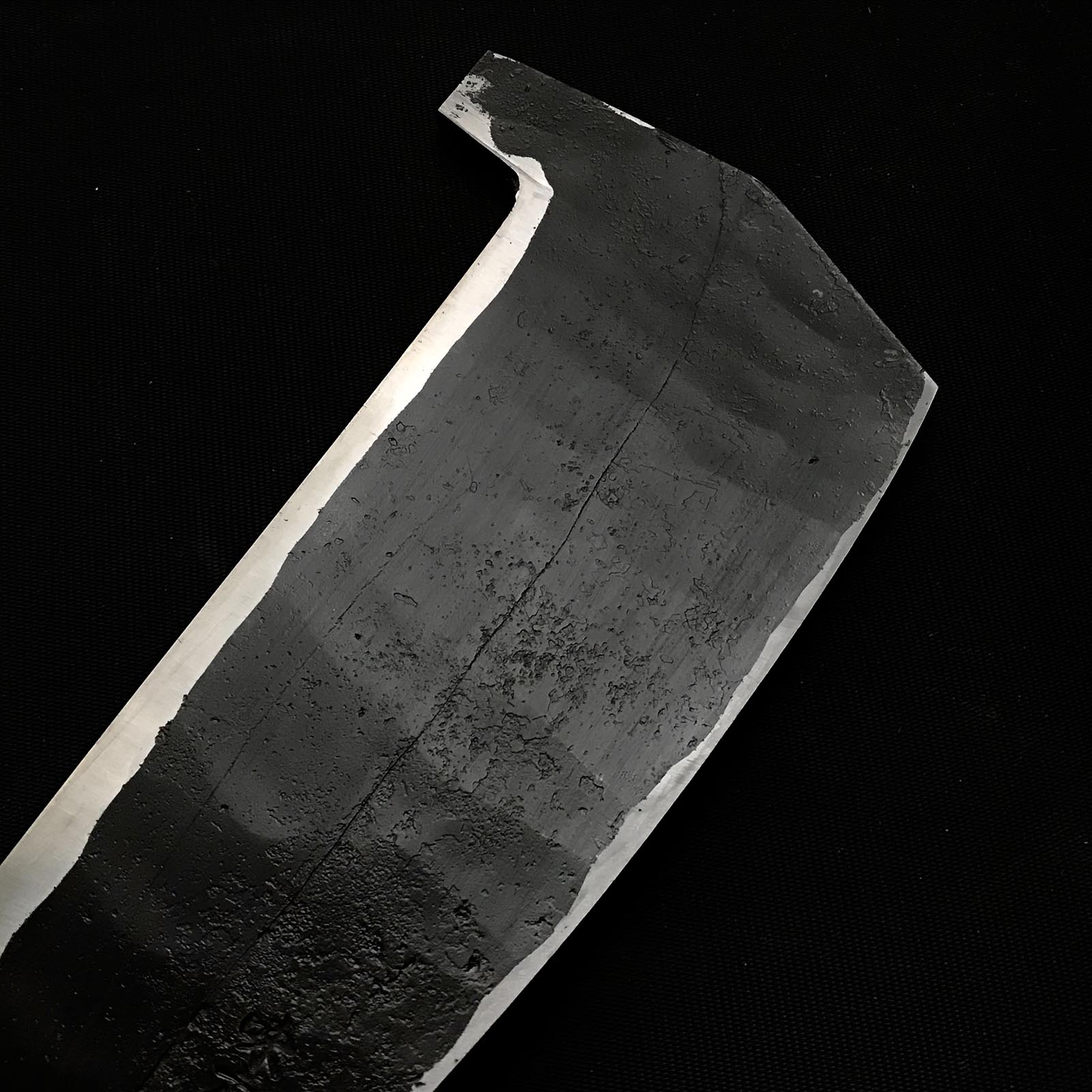 Old stock Ajikataya Single edged Ishitsuki Nata by HinoUra Tsukasa Right hand 味方屋作 石付き鉈 片刃 右 180mm