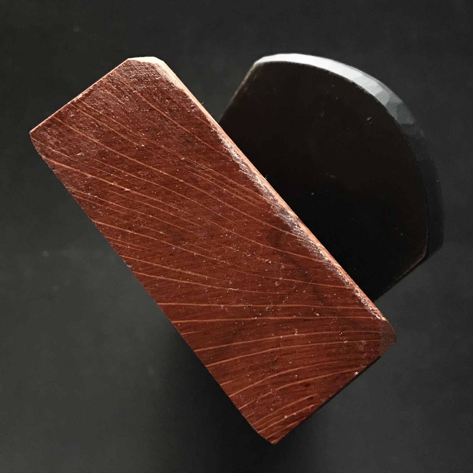 Kisui Tsunesaburo Smoothing Plane (Kanna) with red oak dai 常三郎作 生粋 仕上げ鉋 本赤樫台 70mm