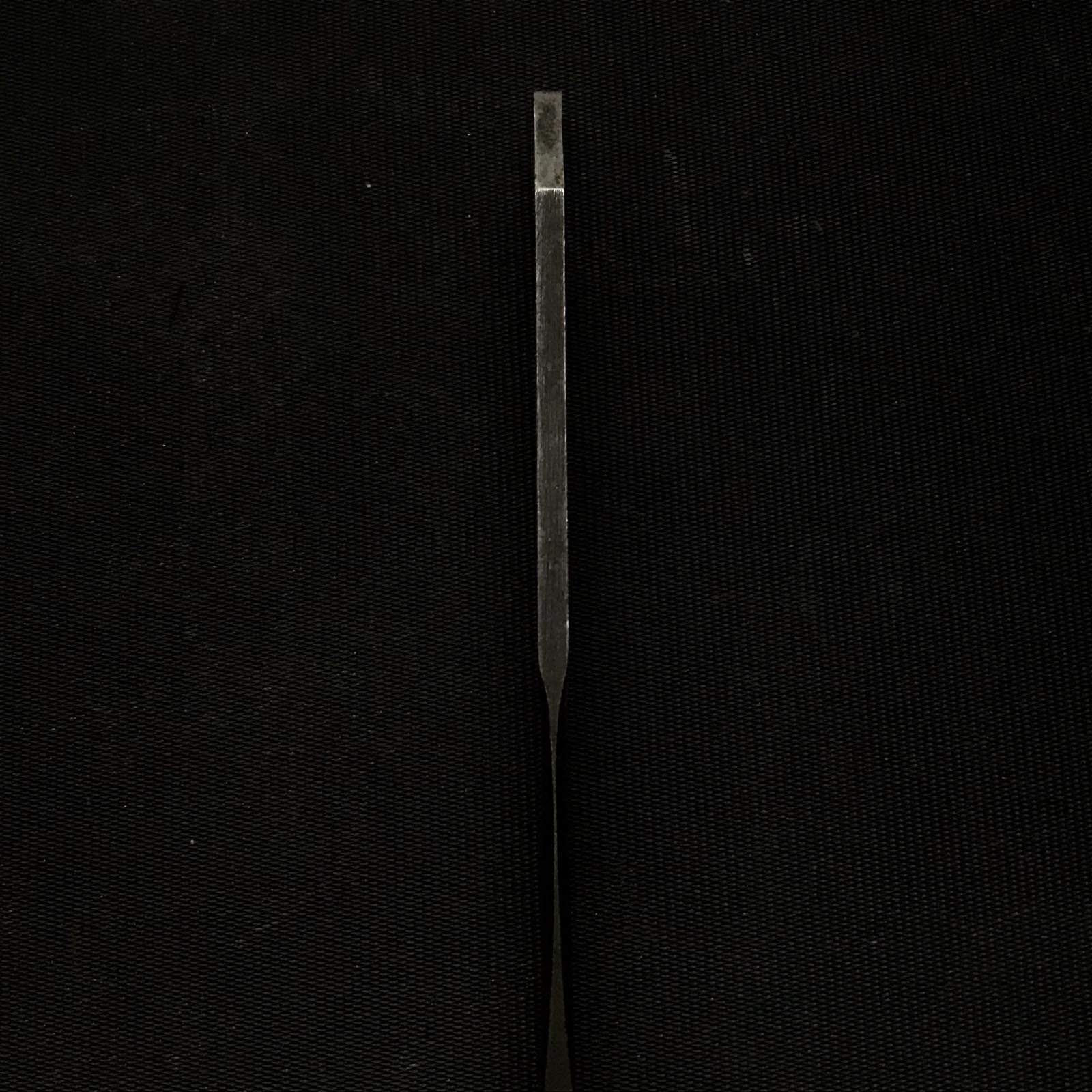 Old stock Hidaritsugihiro Mortise chisels by unknown smith 左次弘 向待鑿 Mukomachinomi 3mm