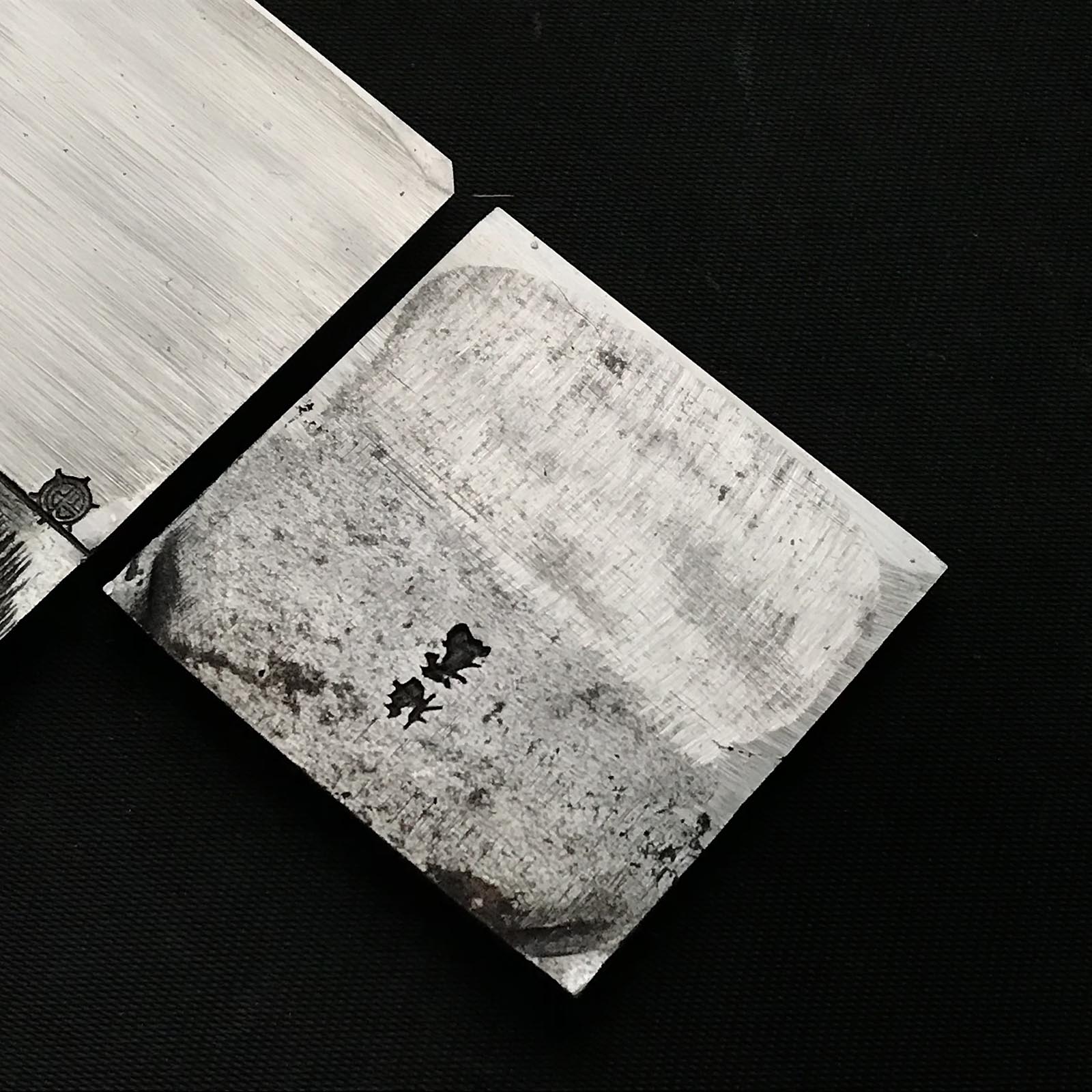 Used Ishito Teruhide Smoothing Plane (Kanna) with new Koyoshiya dai 中古 石堂輝秀 労働大臣章受賞記念鉋 仕上げ鉋 小吉屋台 65mm