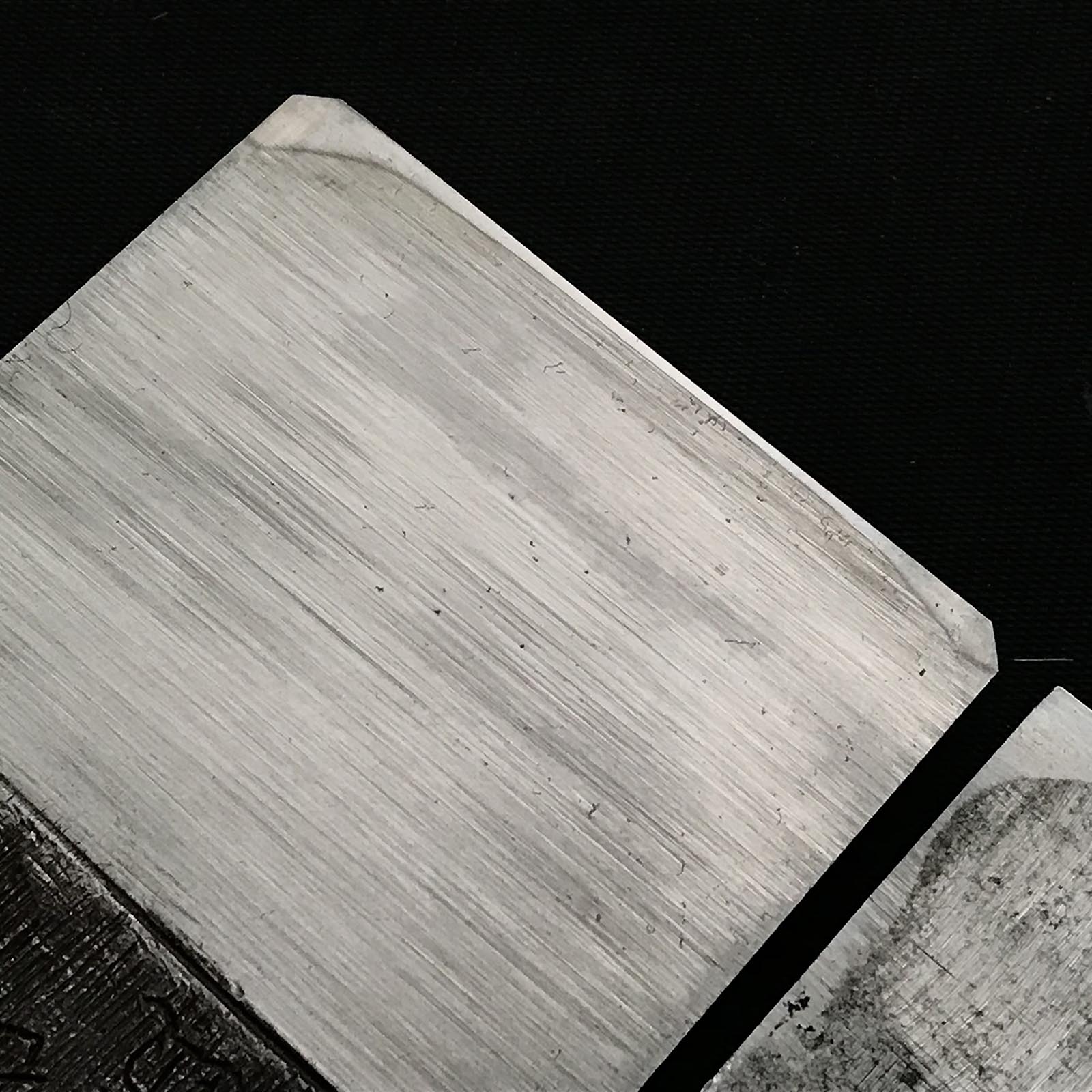 Used Ishito Teruhide Smoothing Plane (Kanna) with new Koyoshiya dai 中古 石堂輝秀 労働大臣章受賞記念鉋 仕上げ鉋 小吉屋台 65mm