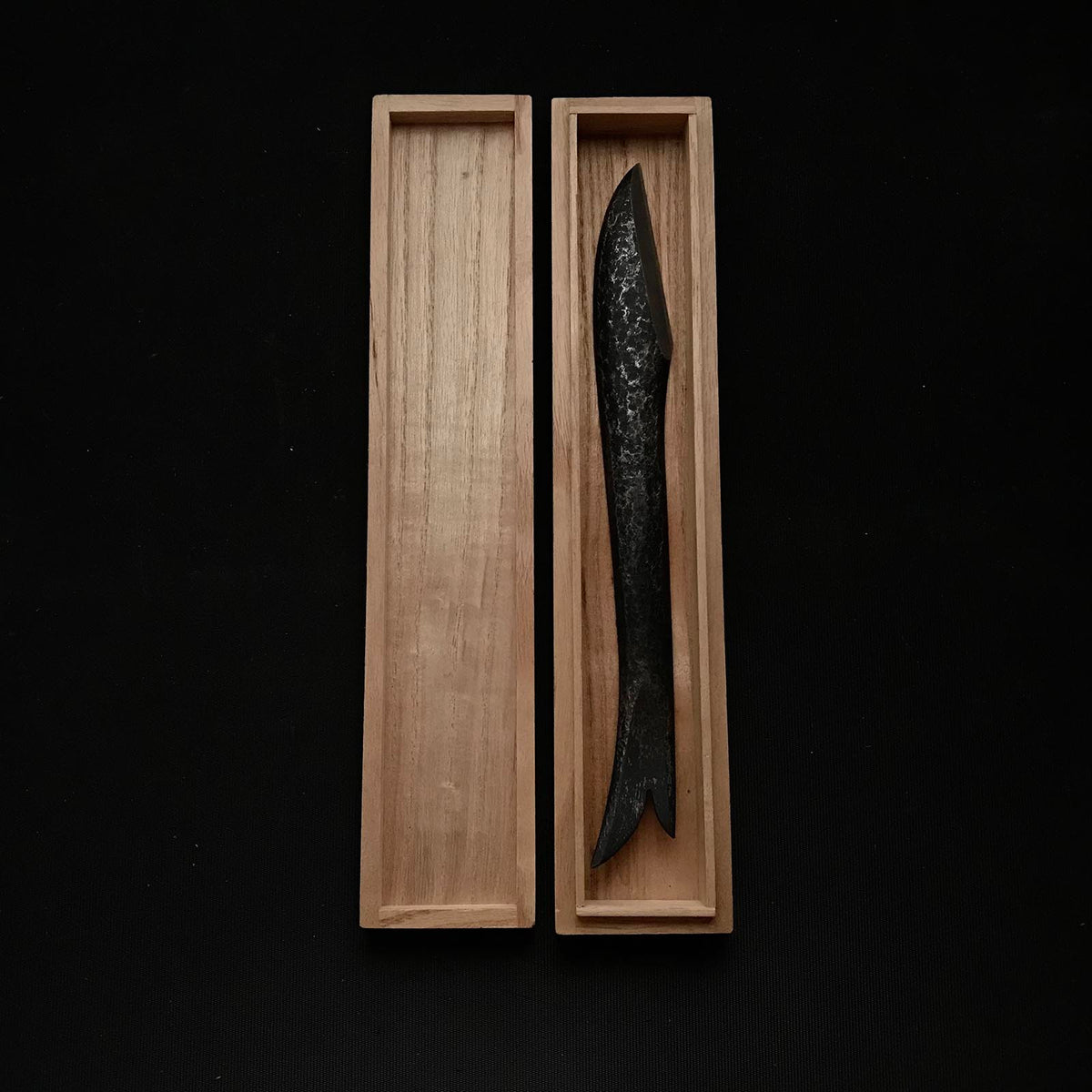 宗秋 八重樫打刃物製作所作 鮎型 切出し小刀 白紙2号鋼 右 24mm