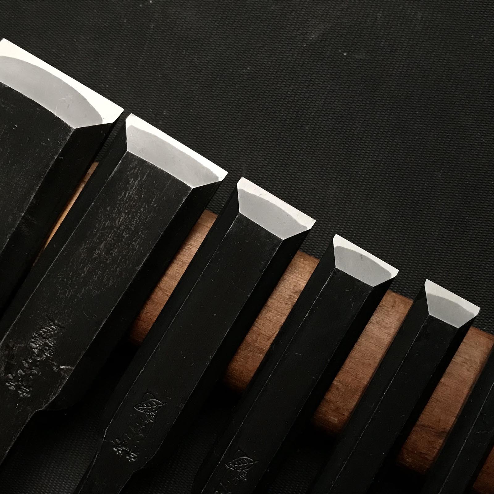 Ouchi Hiramachi type Bench chisels set by Ouchi 4th generation 四代目大内俊明作 宗家大内 平待追入組鑿 Oirenomi