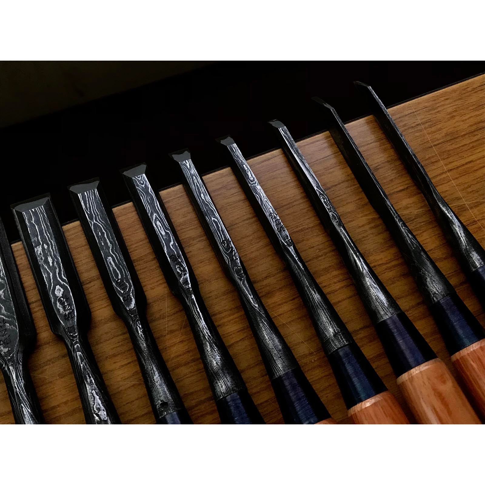Sukemasa #2 Suminagashi Bench chisels set ___助正 墨流し 追入15本組鑿 Oirenomi