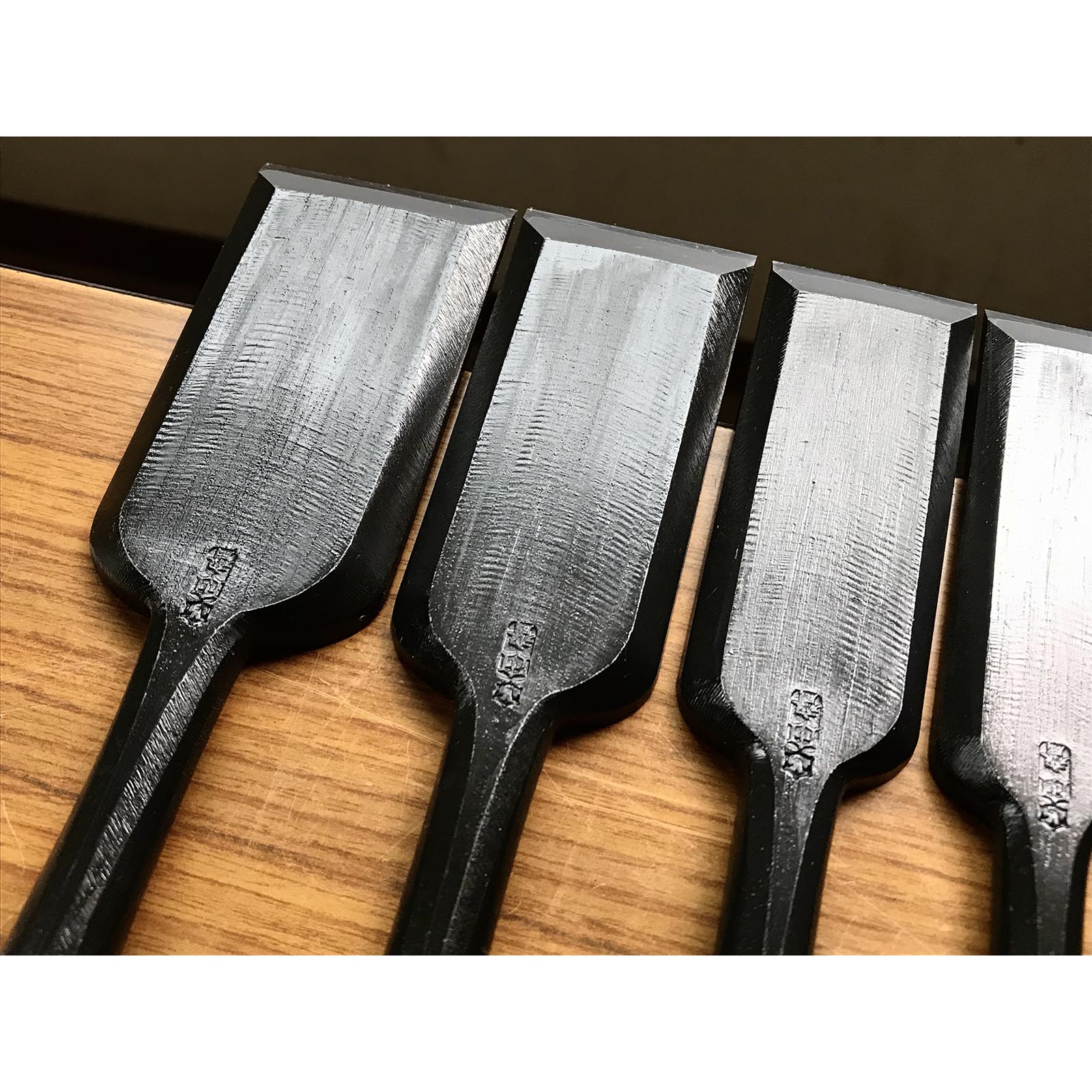 Tasai Paring chisels (Usunomi) with blue steel 田斎作 薄鑿 9~48mm