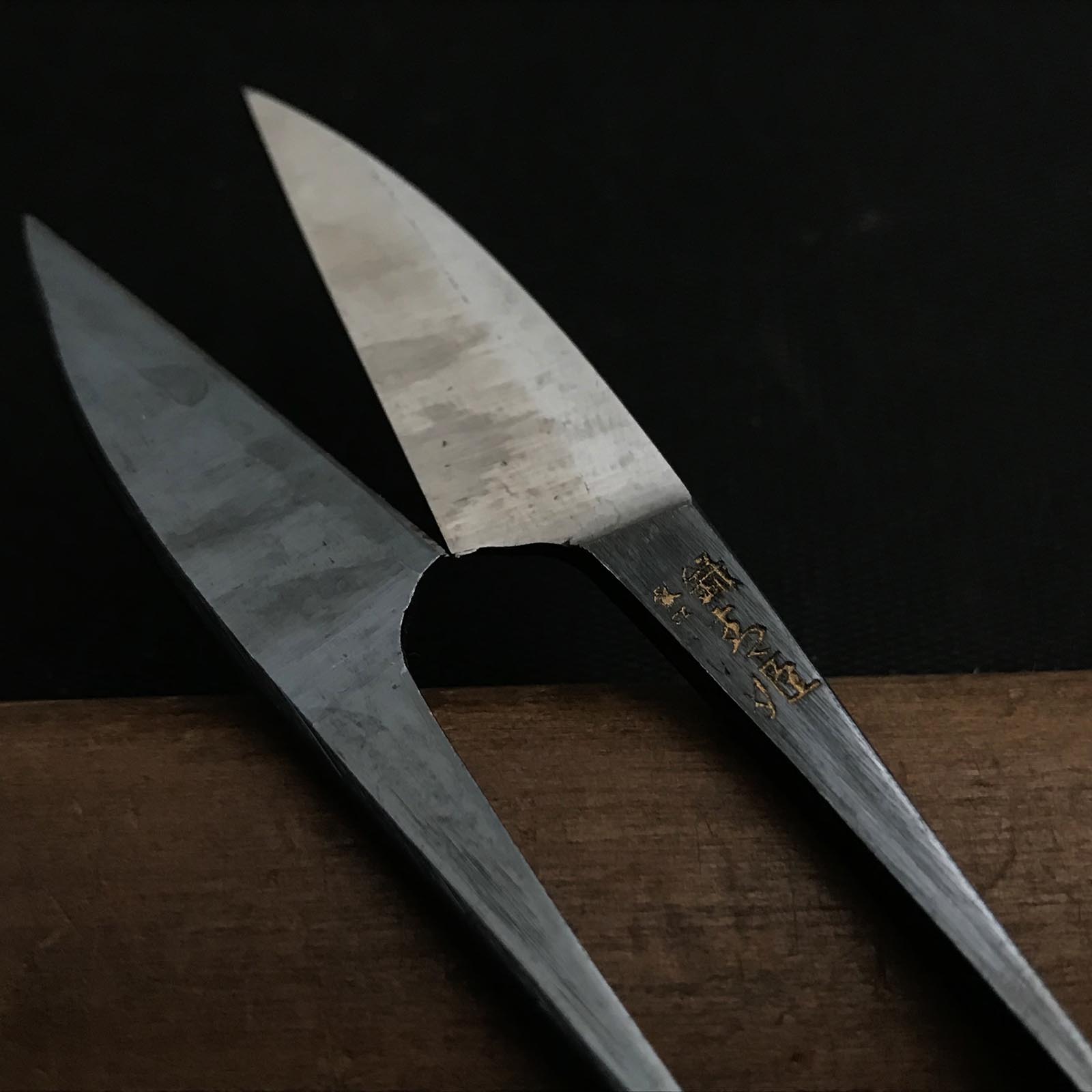 Old stock Aohime Nigiri basami Hand made Traditional Japanese scissors blacksmith finish 掘出し物 青姫 握り鋏 手作り 黒仕上げ