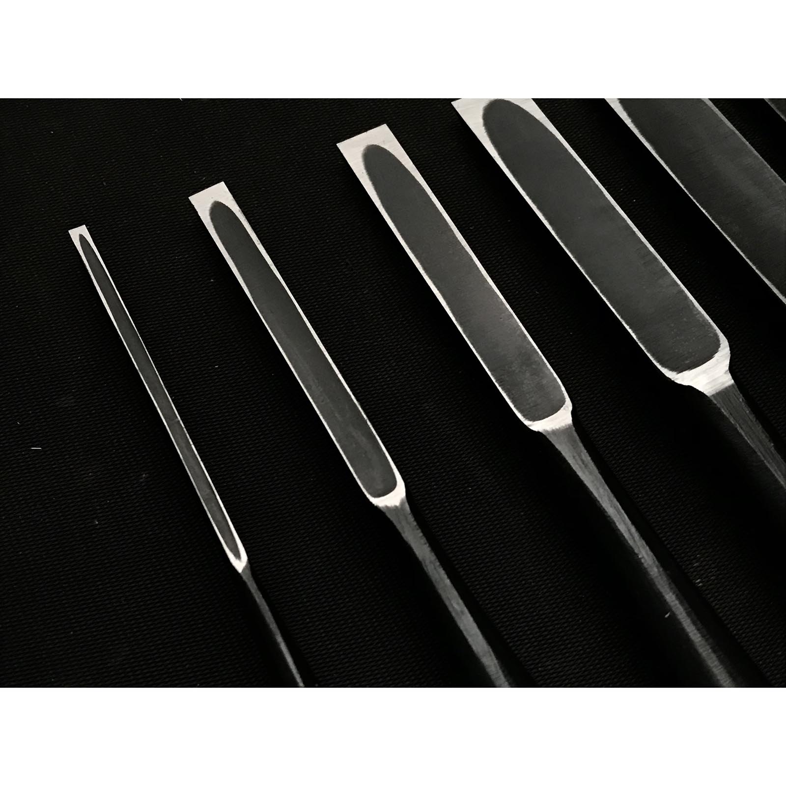 田斎風雪 ベンチノミセット(おいれのみ) 木箱付 田斎風雪作 追入組鑿 桐箱付