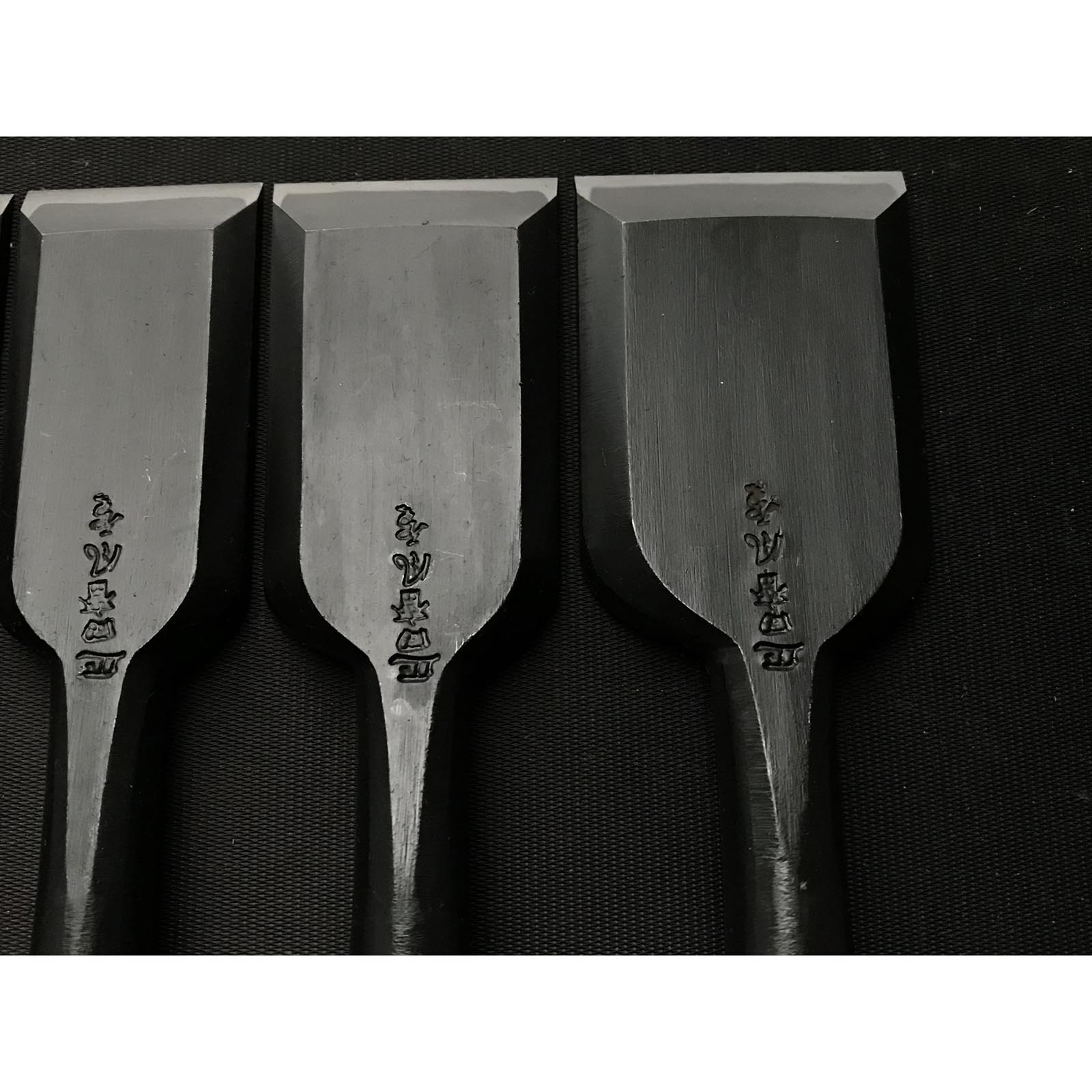 田斎風雪 ベンチノミセット(おいれのみ) 木箱付 田斎風雪作 追入組鑿 桐箱付