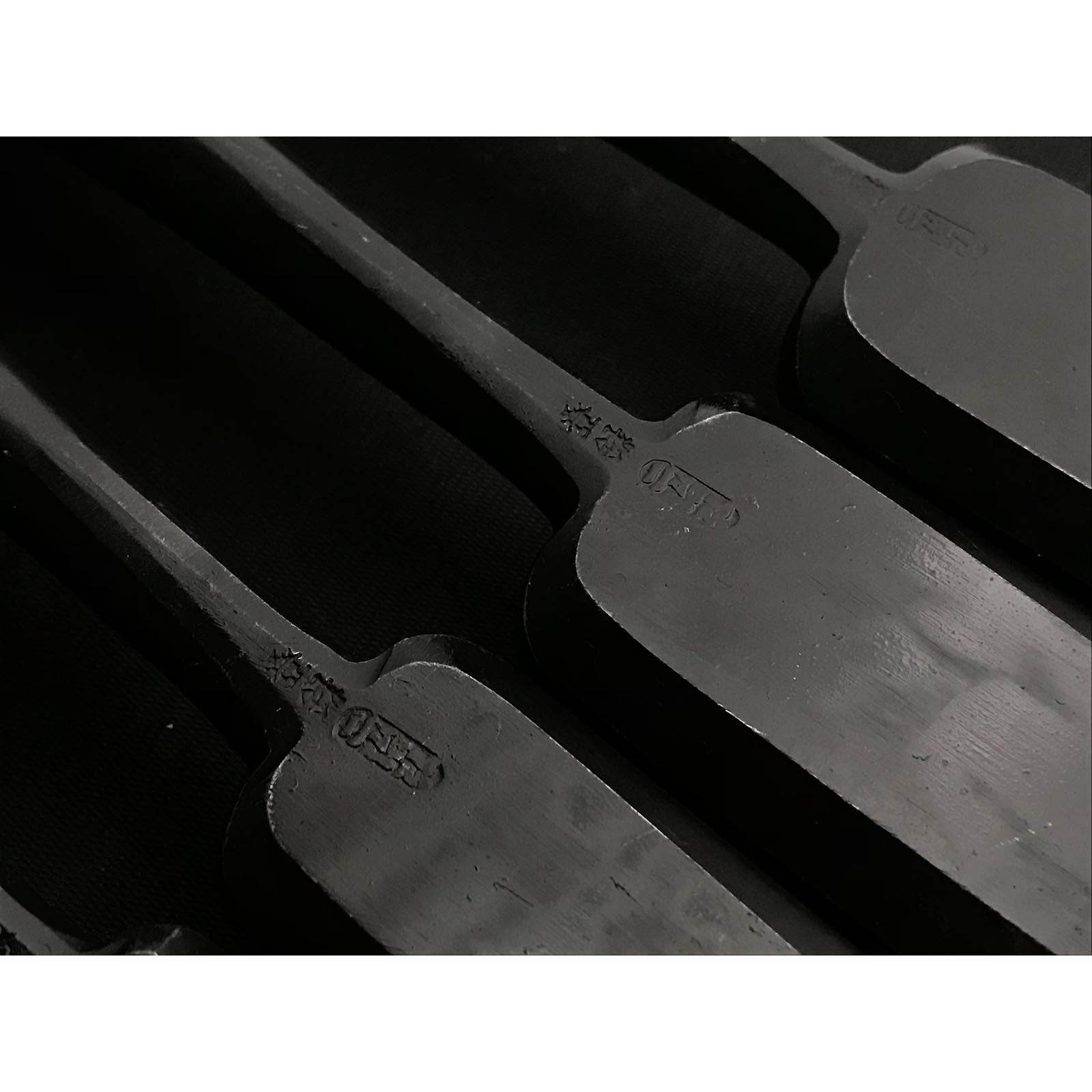 Fujihiro #3 Long neck Bench chisels set by Chuutarou Imai 今井忠太郎作 二治弘 首長追入組鑿 Oiirenomi