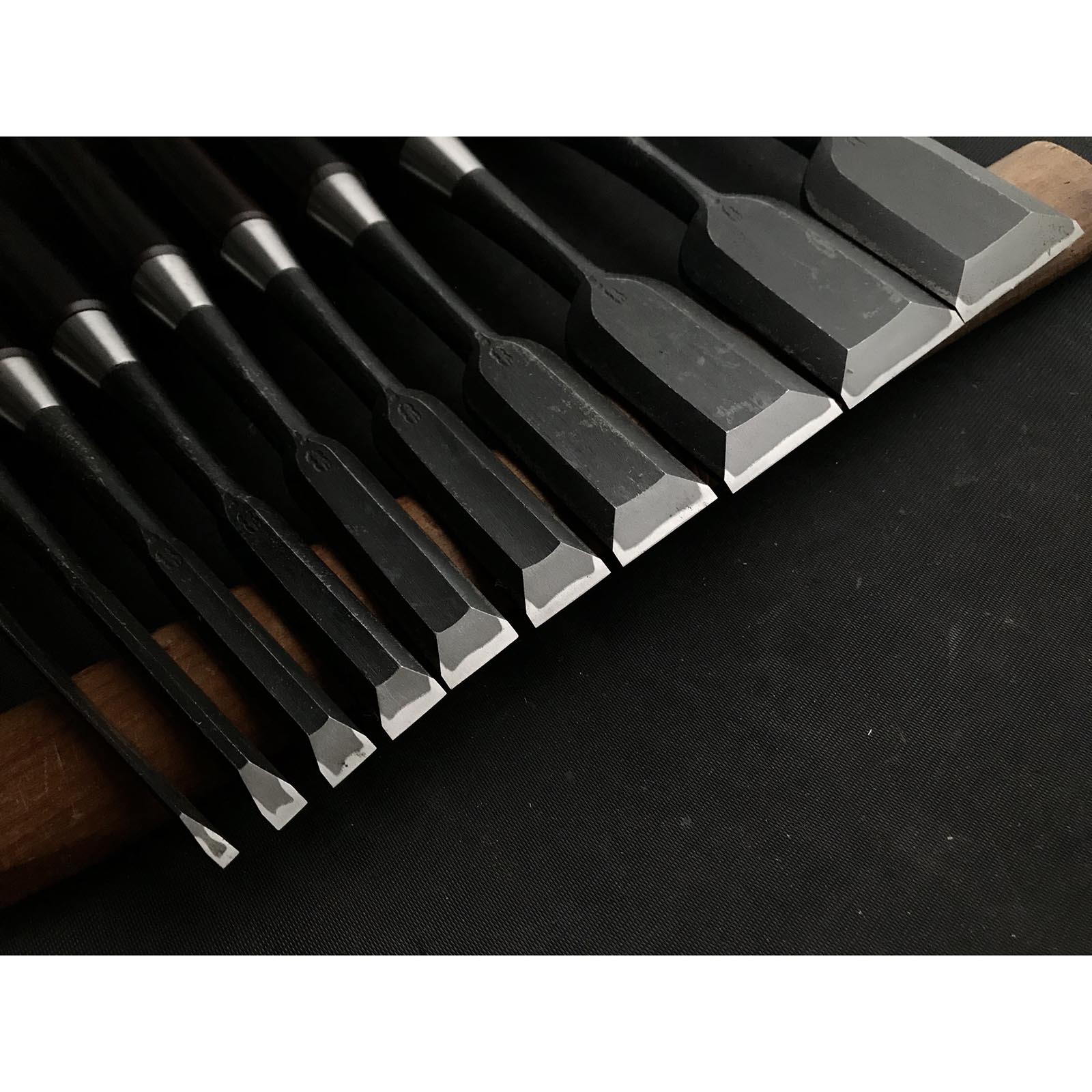 Old Stock Hidari Hisasaku First Generation Bench chisels set 掘出し物 池上喜作氏 初代左久作 追入組鑿
